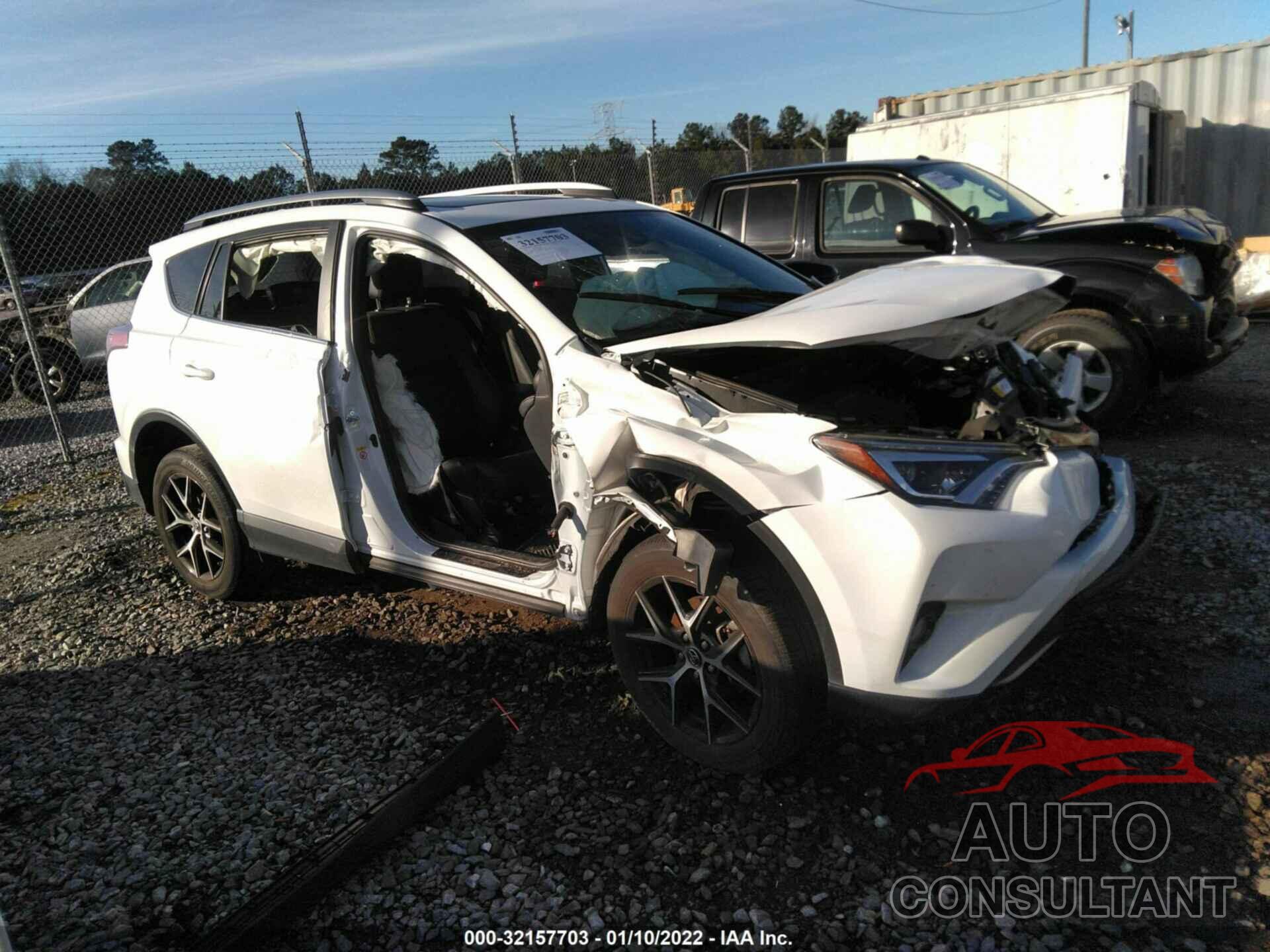 TOYOTA RAV4 2017 - JTMNFREV2HD095243