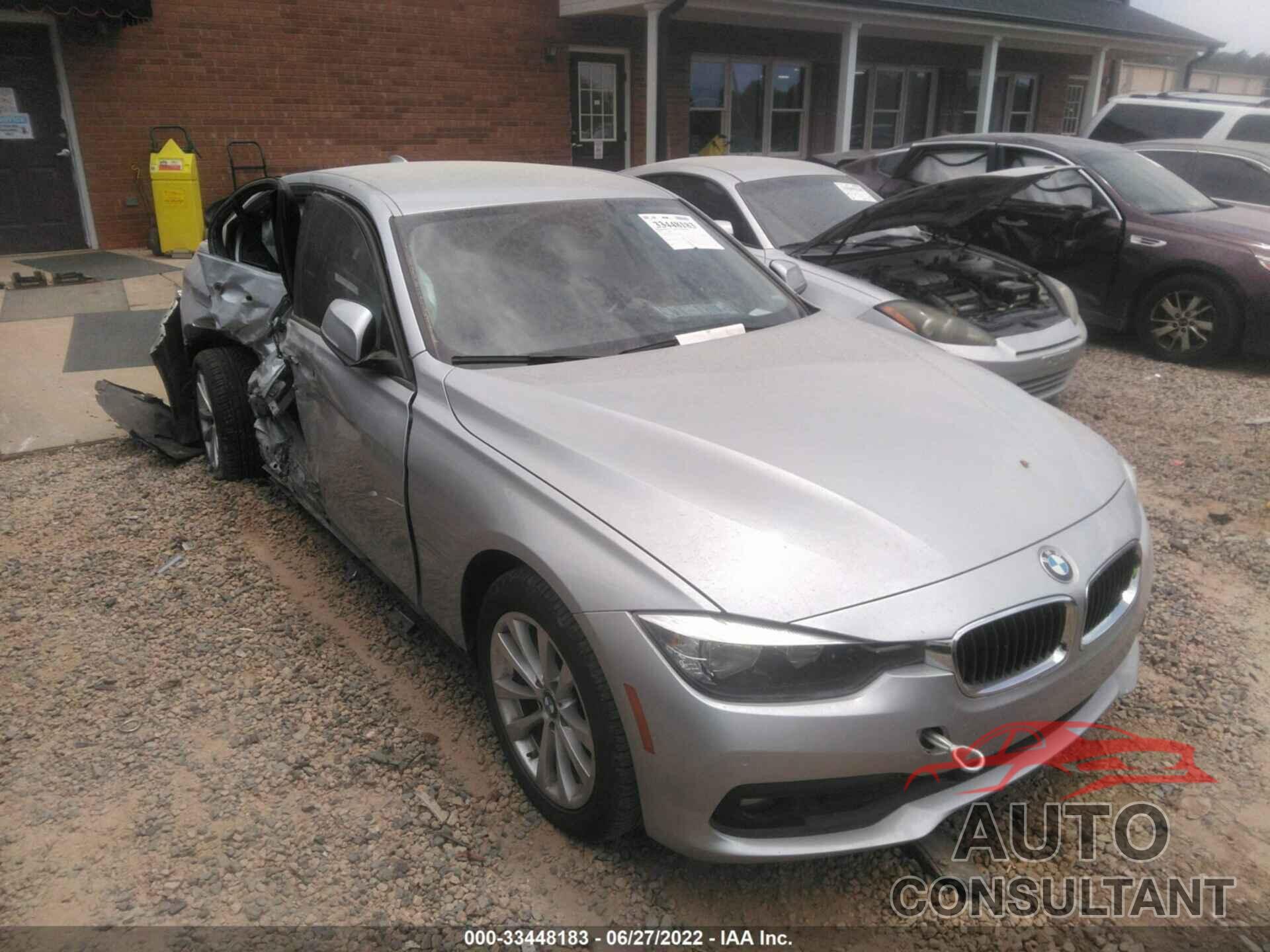 BMW 3 SERIES 2017 - WBA8E1G38HNU18361