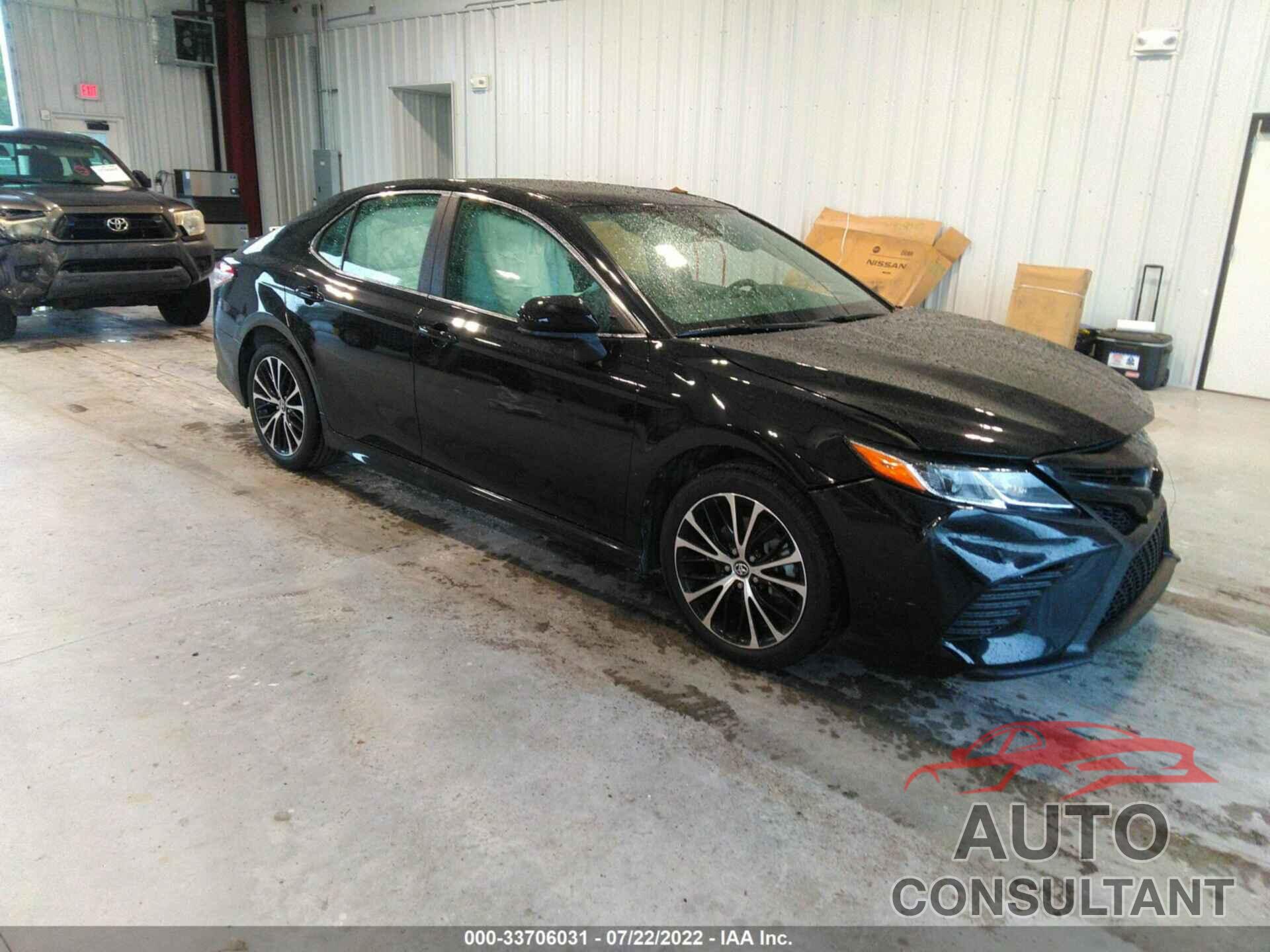 TOYOTA CAMRY 2020 - 4T1G11AK0LU906059