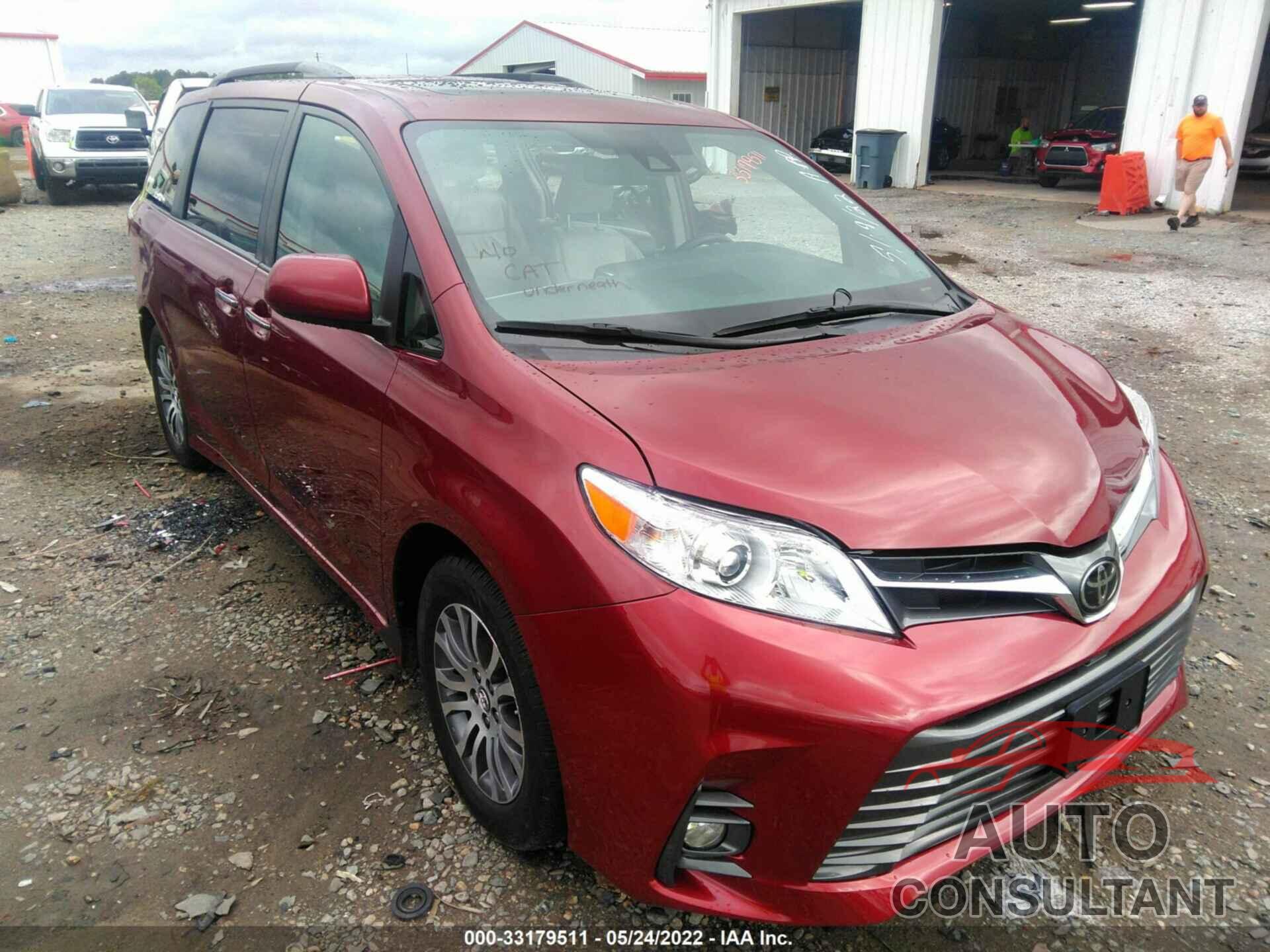 TOYOTA SIENNA 2018 - 5TDYZ3DC2JS935002