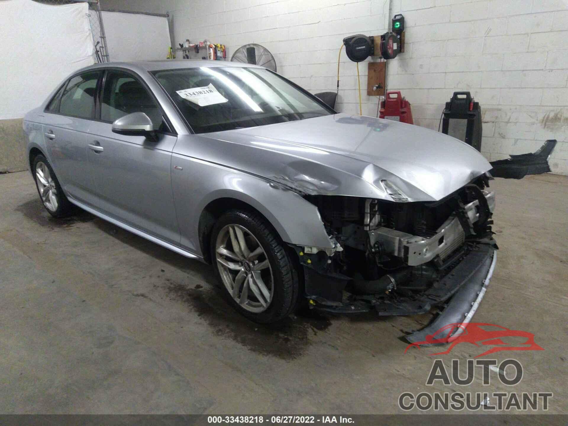 AUDI A4 2017 - WAUKMAF44HN042664