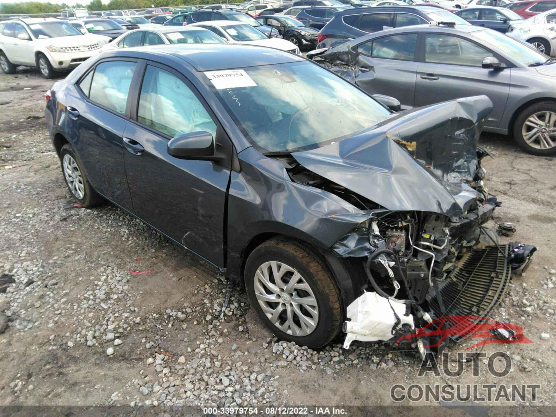 TOYOTA COROLLA 2018 - 5YFBURHE5JP800740