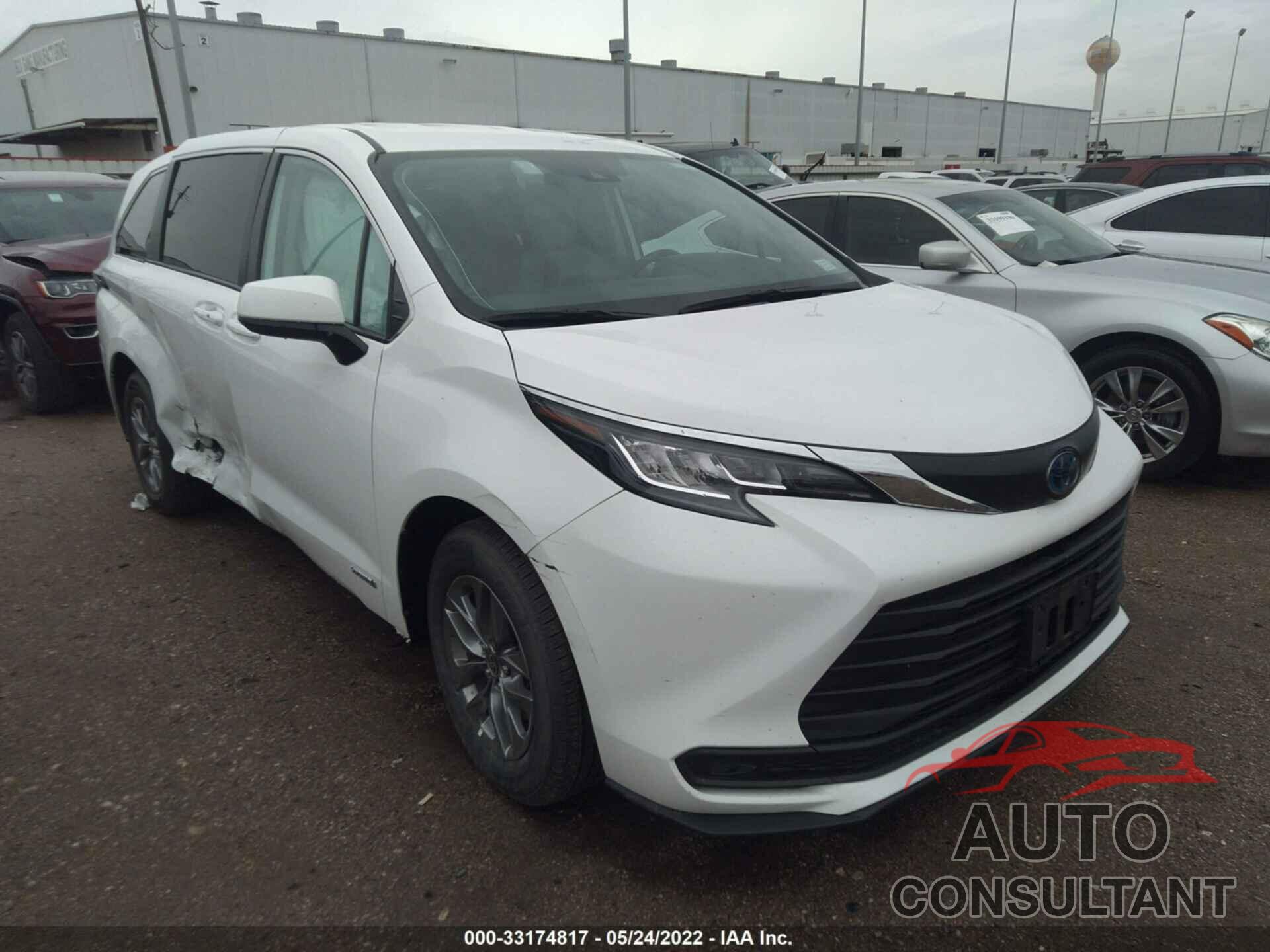 TOYOTA SIENNA 2021 - 5TDKRKEC3MS042064