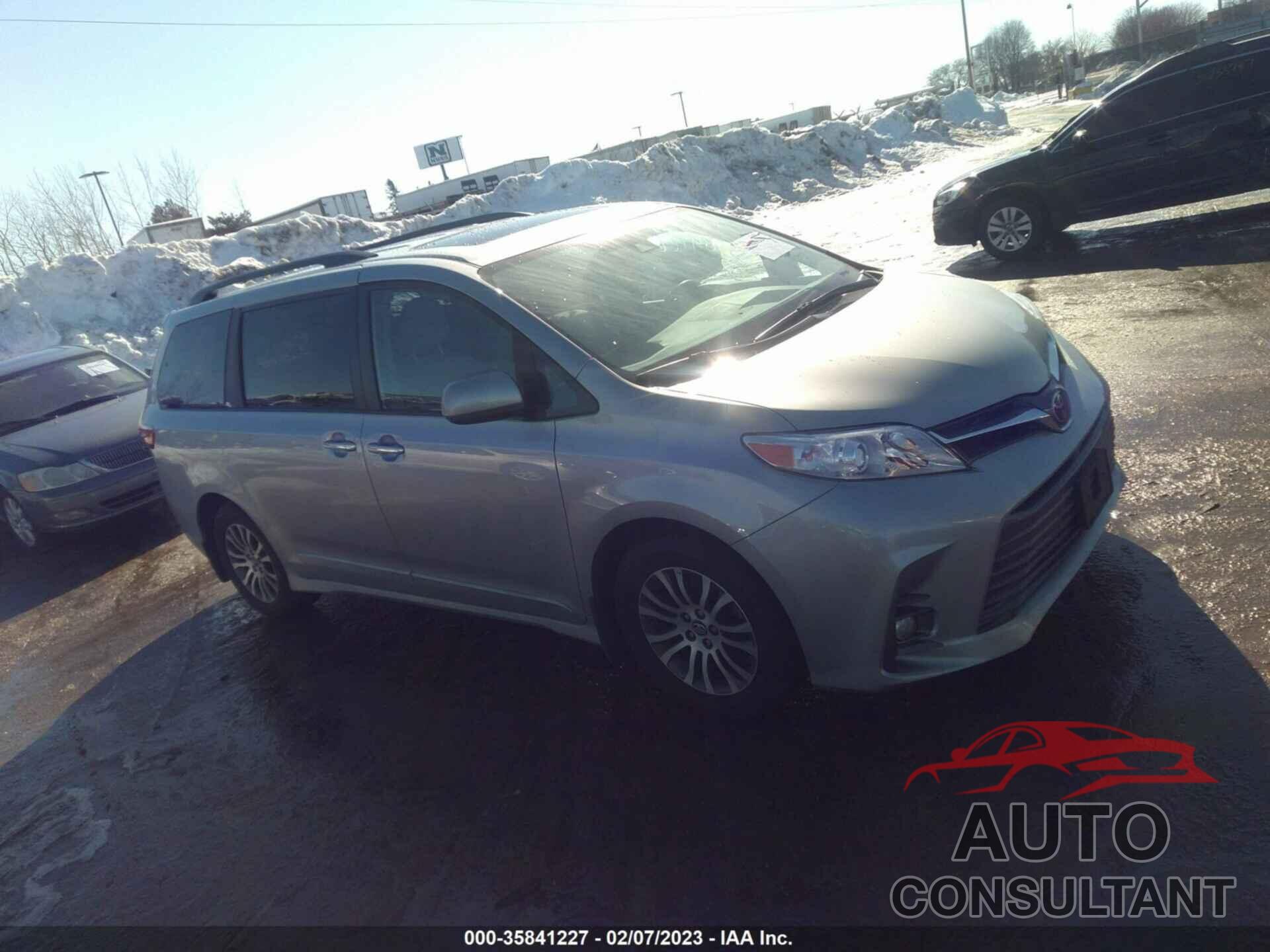 TOYOTA SIENNA 2019 - 5TDYZ3DC0KS985043