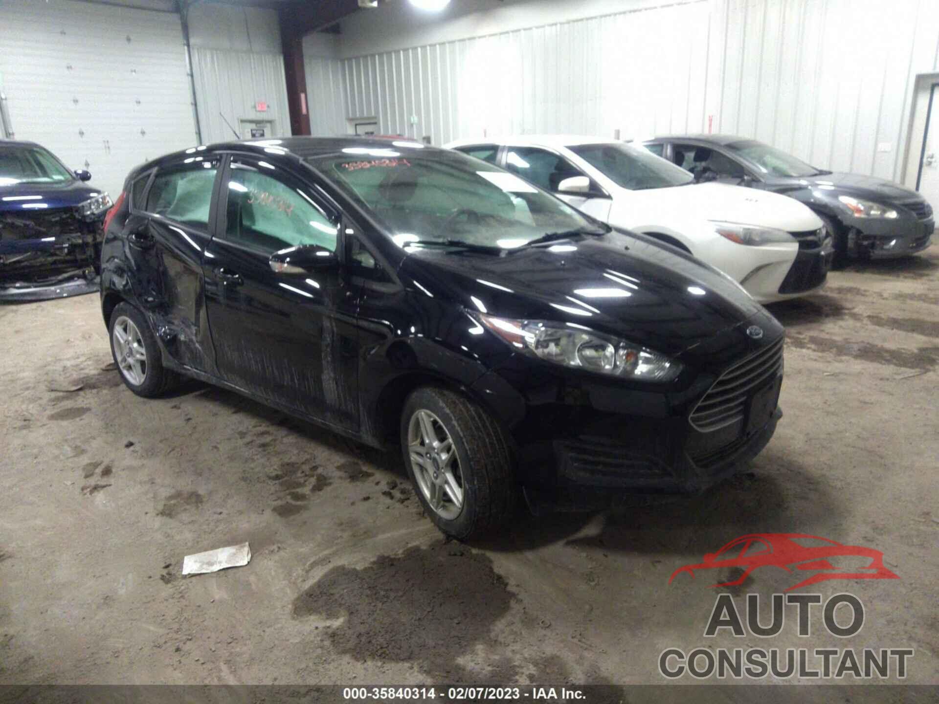 FORD FIESTA 2018 - 3FADP4EJ4JM111726