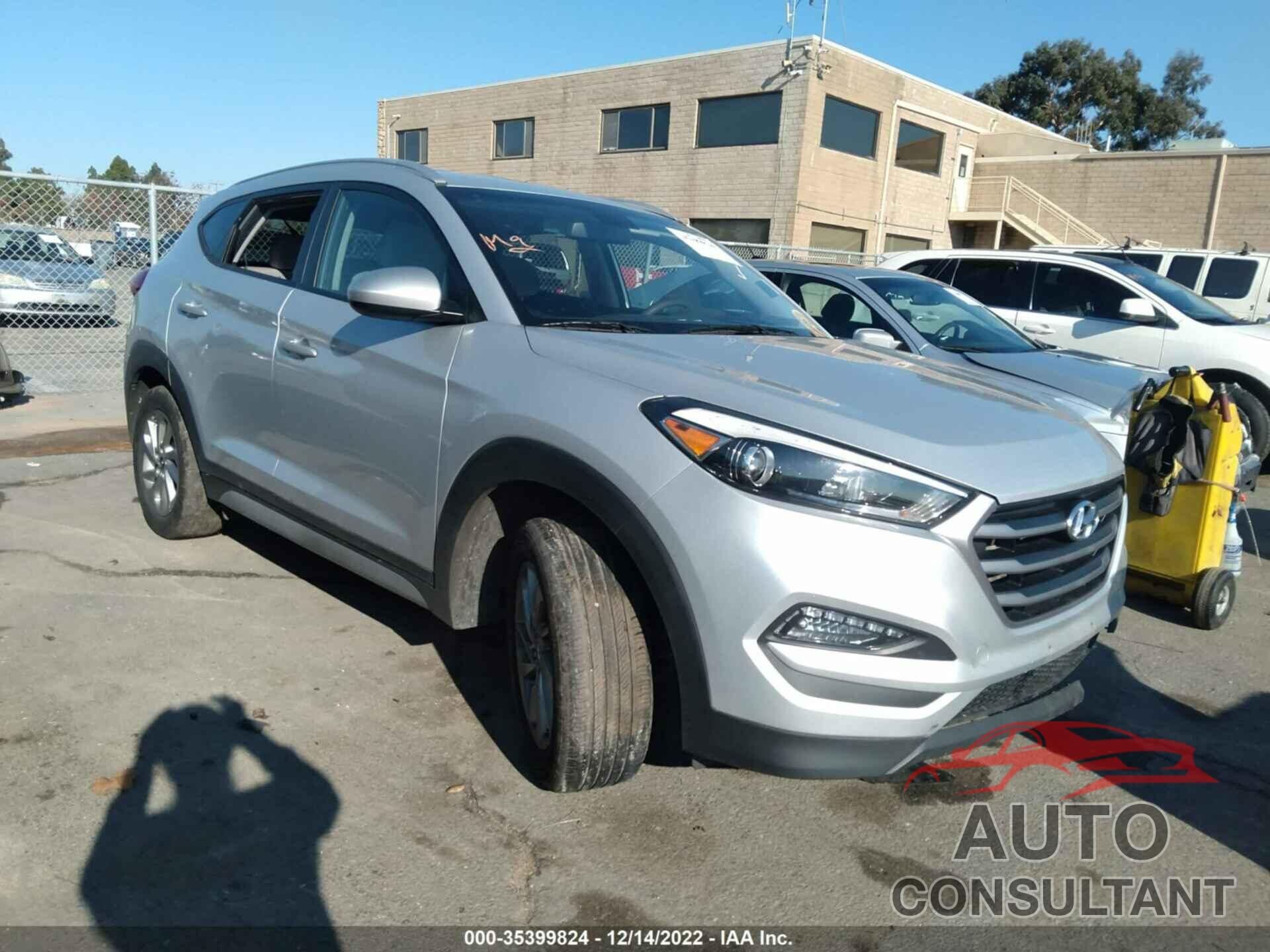 HYUNDAI TUCSON 2018 - KM8J33A49JU615280