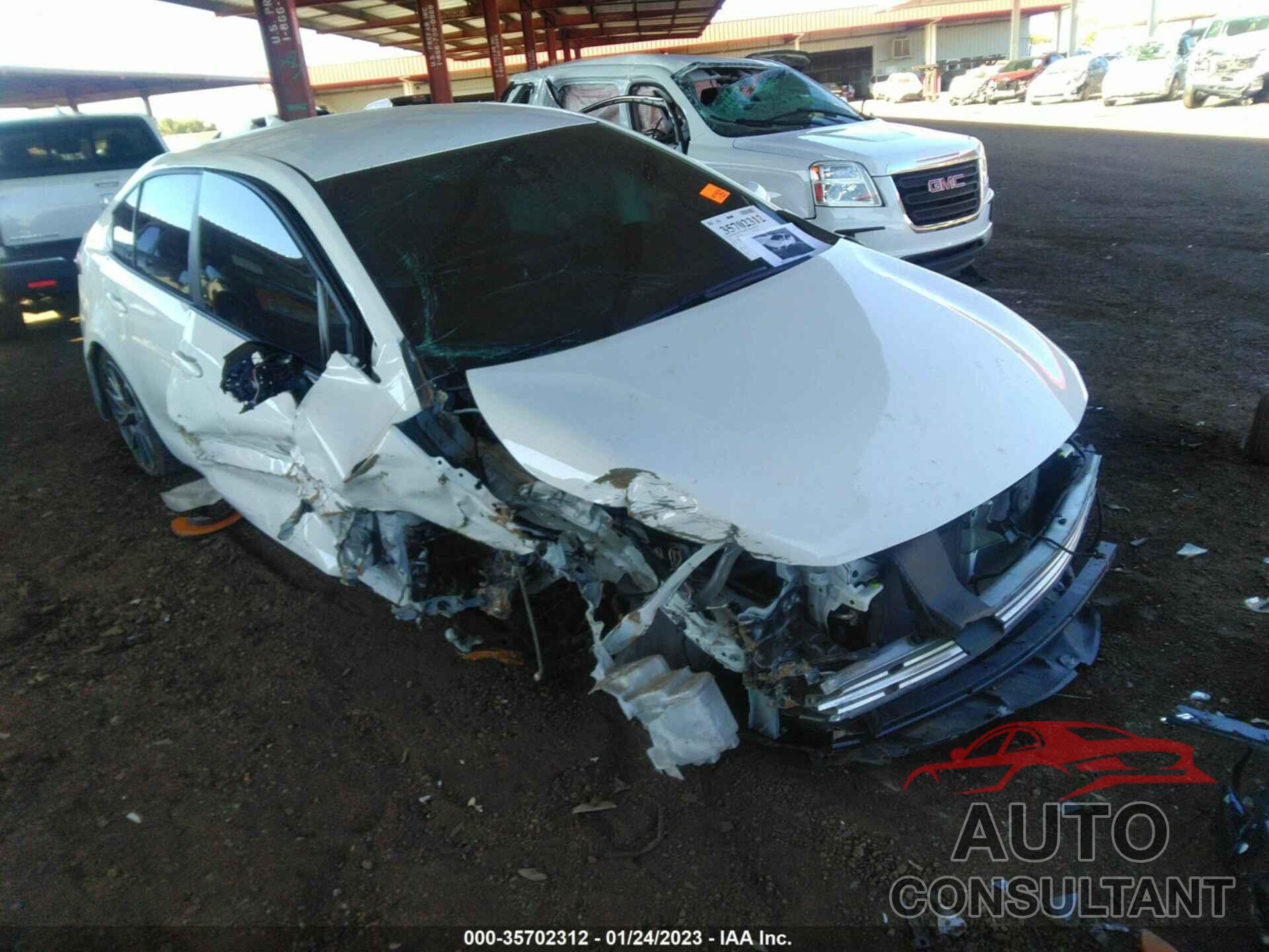 TOYOTA COROLLA 2022 - 5YFS4MCE0NP108241