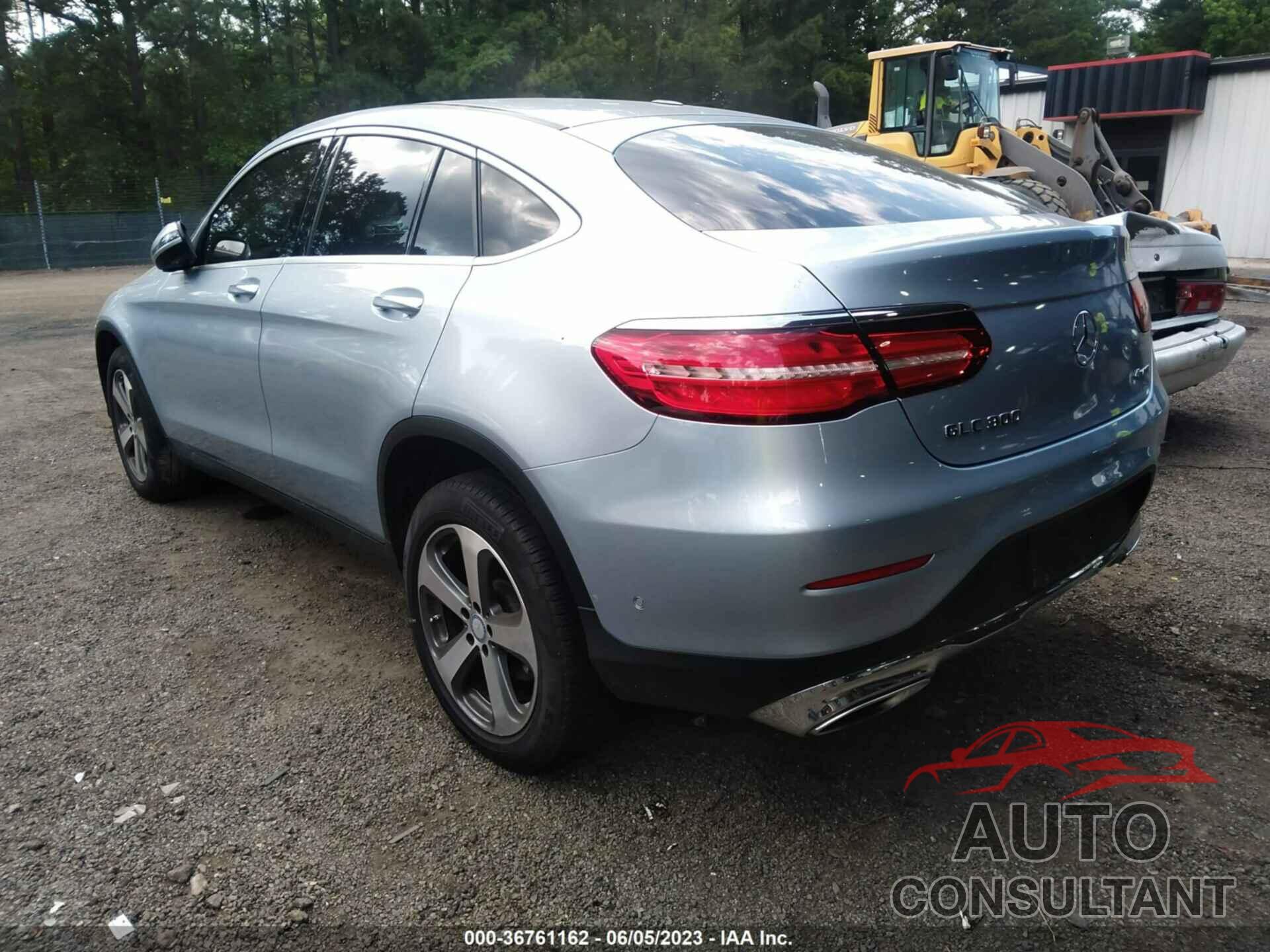 MERCEDES-BENZ GLC 2017 - WDC0J4KB6HF193132