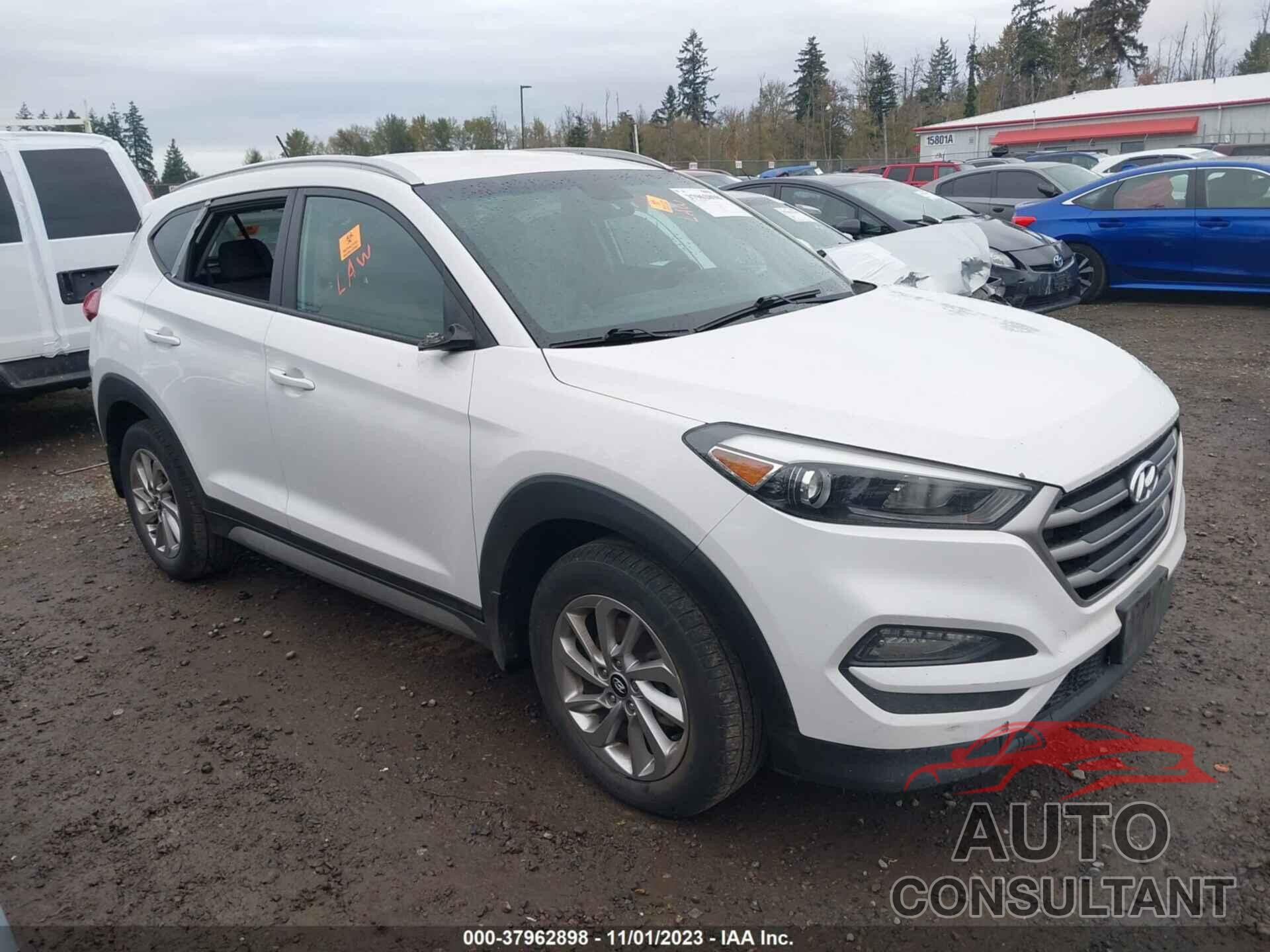 HYUNDAI TUCSON 2017 - KM8J3CA46HU315612