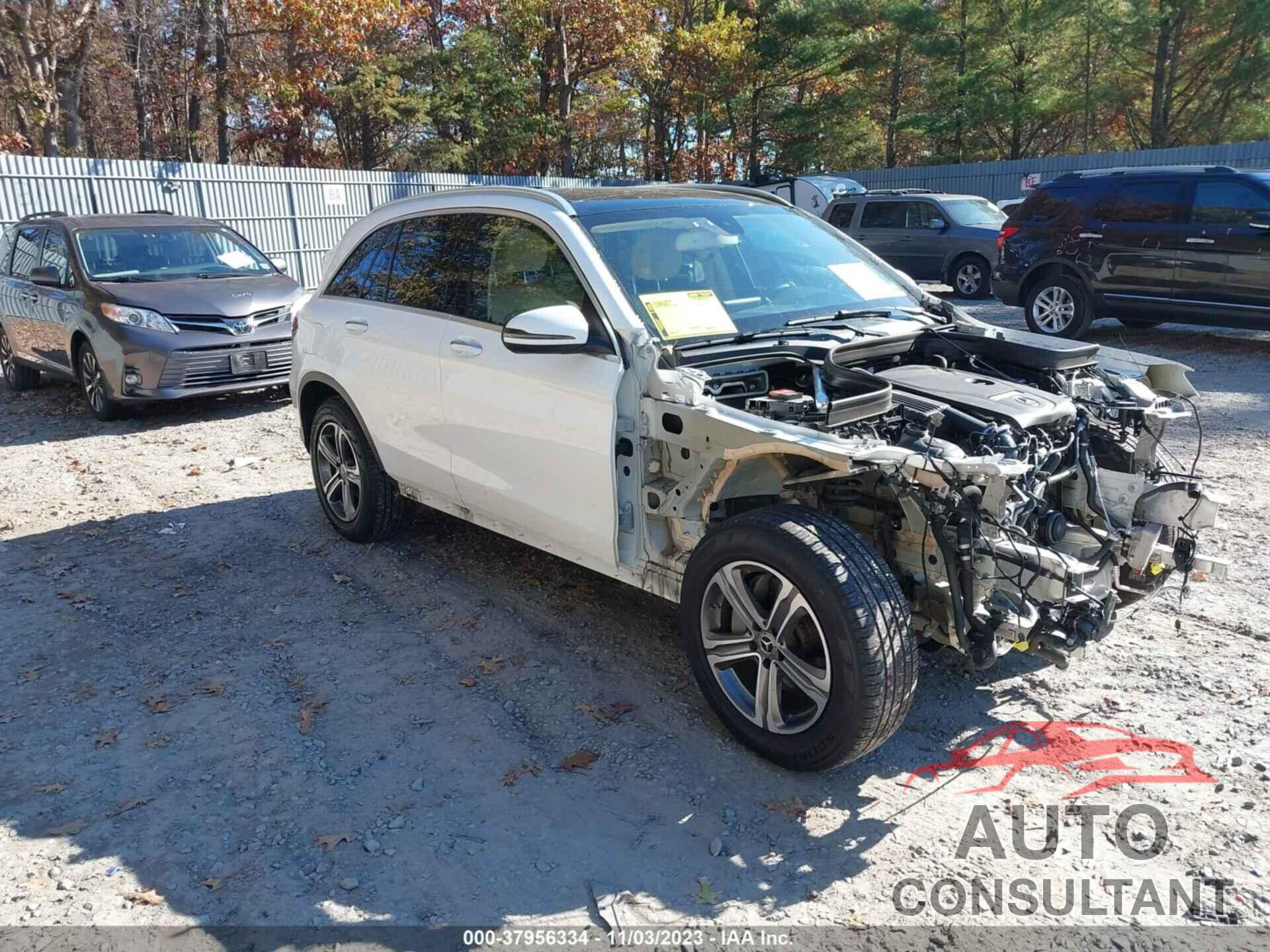 MERCEDES-BENZ GLC 300 2019 - WDC0G4KB0KF626742