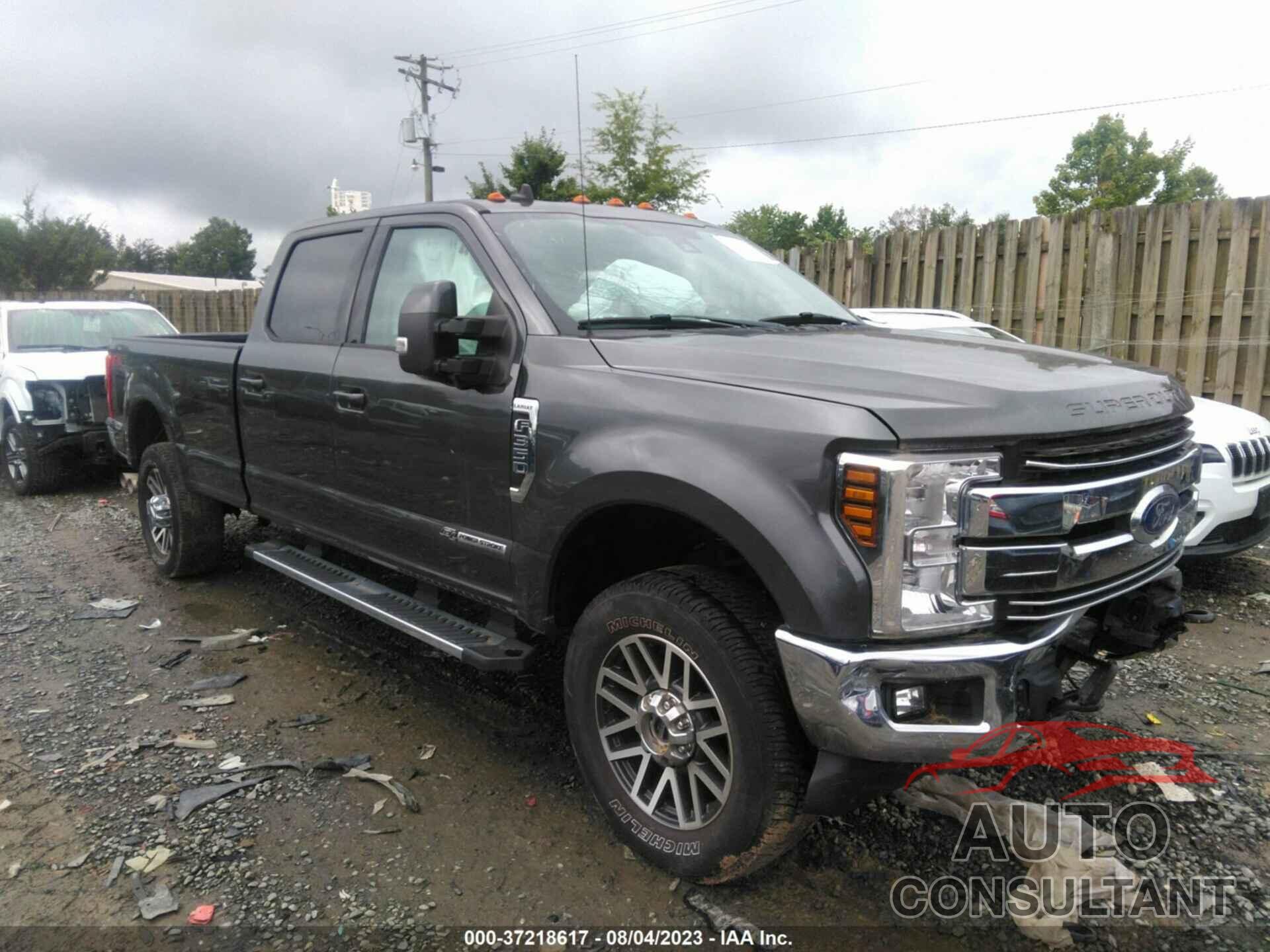 FORD F-350 2019 - 1FT8W3BT8KEE99646