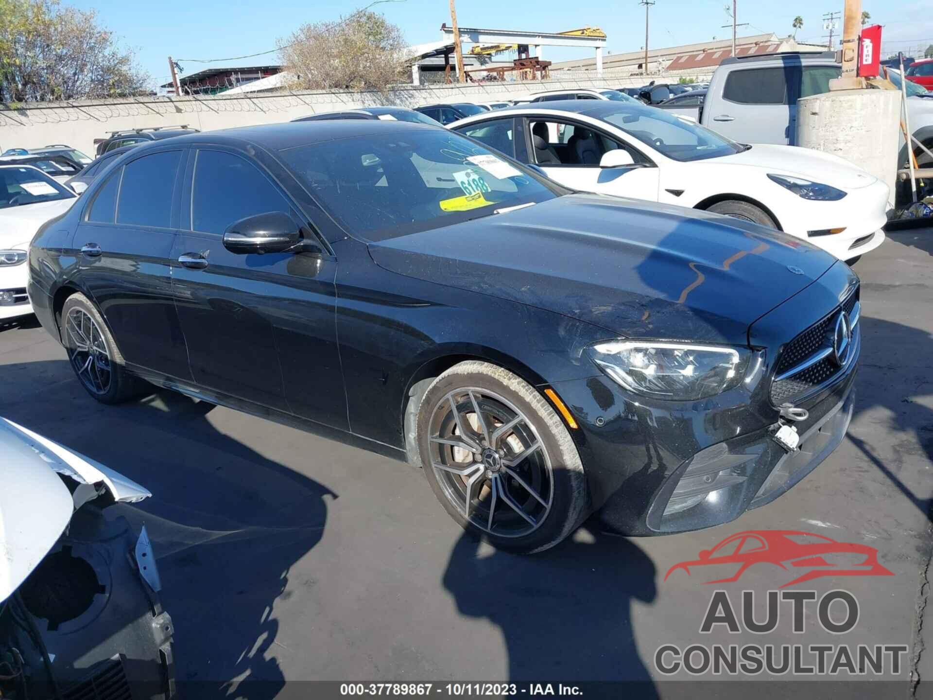 MERCEDES-BENZ E-CLASS 2021 - W1KZF8DB3MA974724