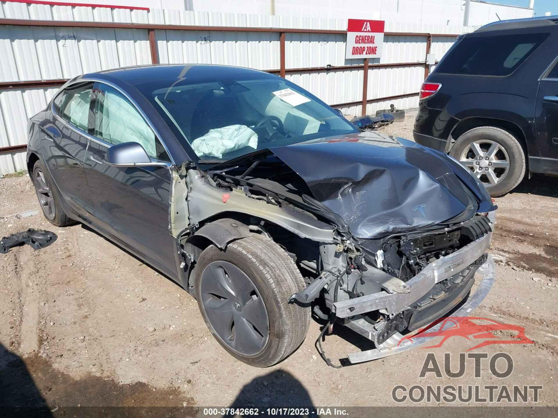 TESLA MODEL 3 2020 - 5YJ3E1EAXLF799152