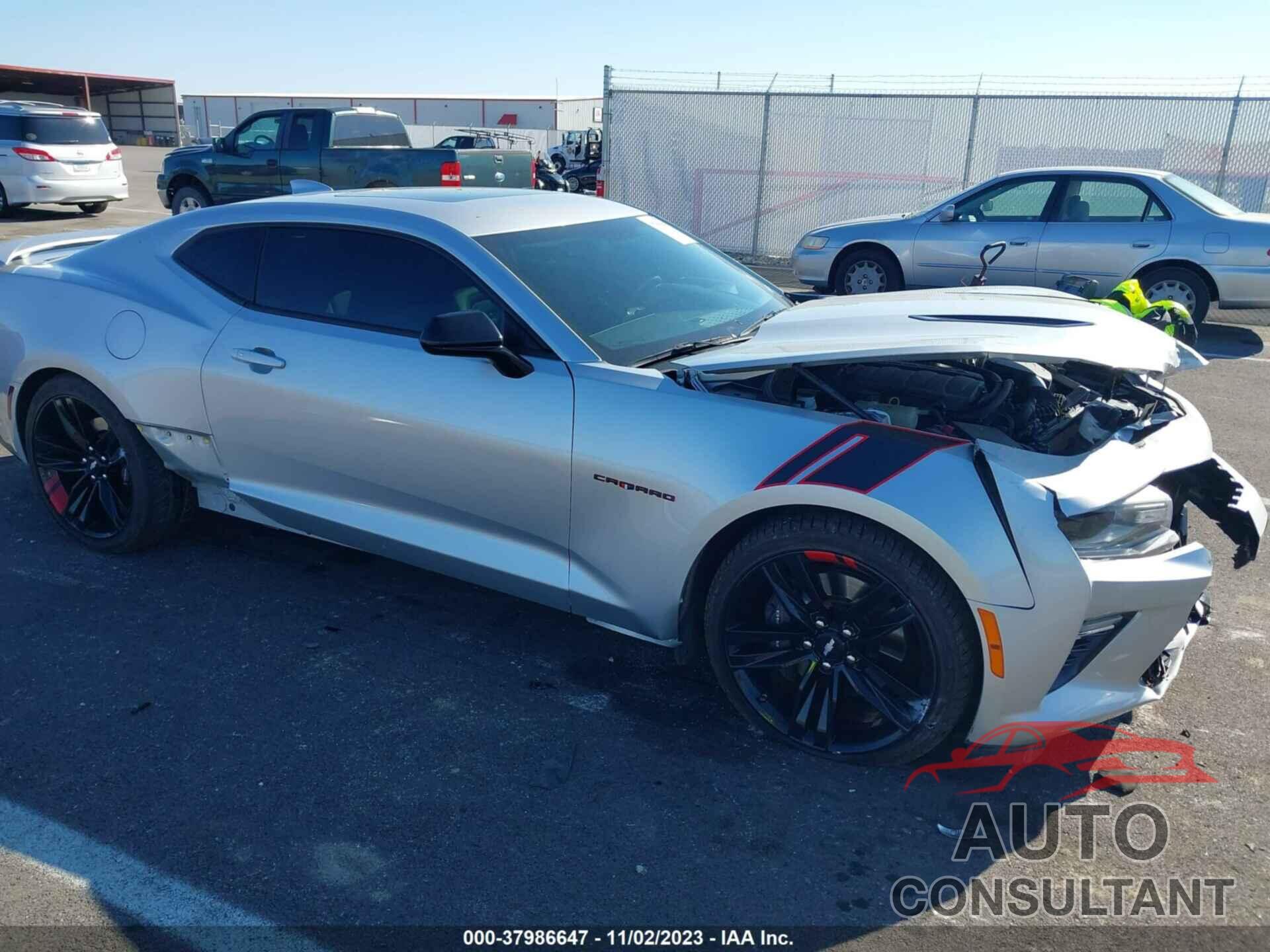 CHEVROLET CAMARO 2018 - 1G1FH1R71J0110431