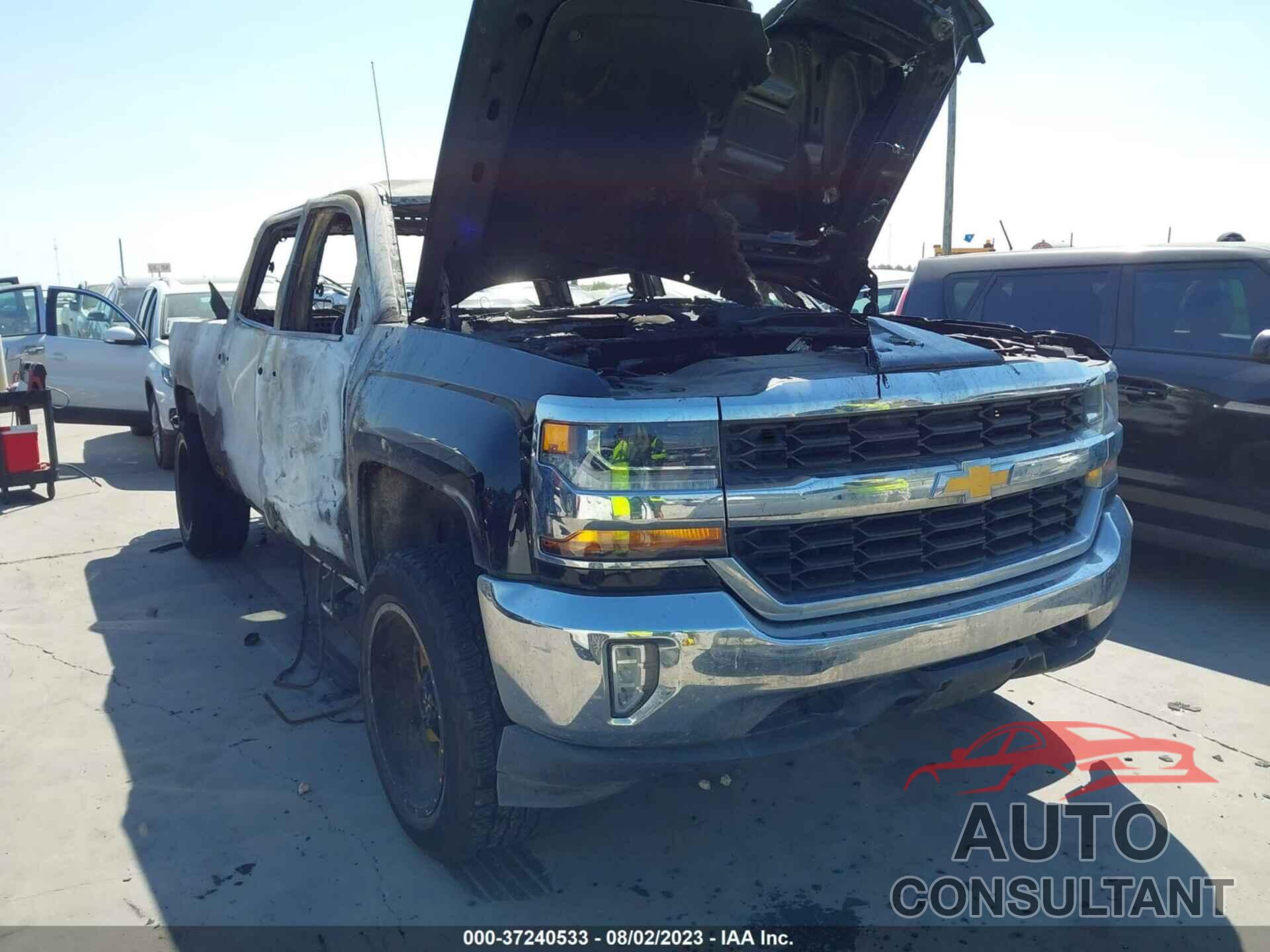 CHEVROLET SILVERADO 1500 2018 - 3GCUKREC0JG406814