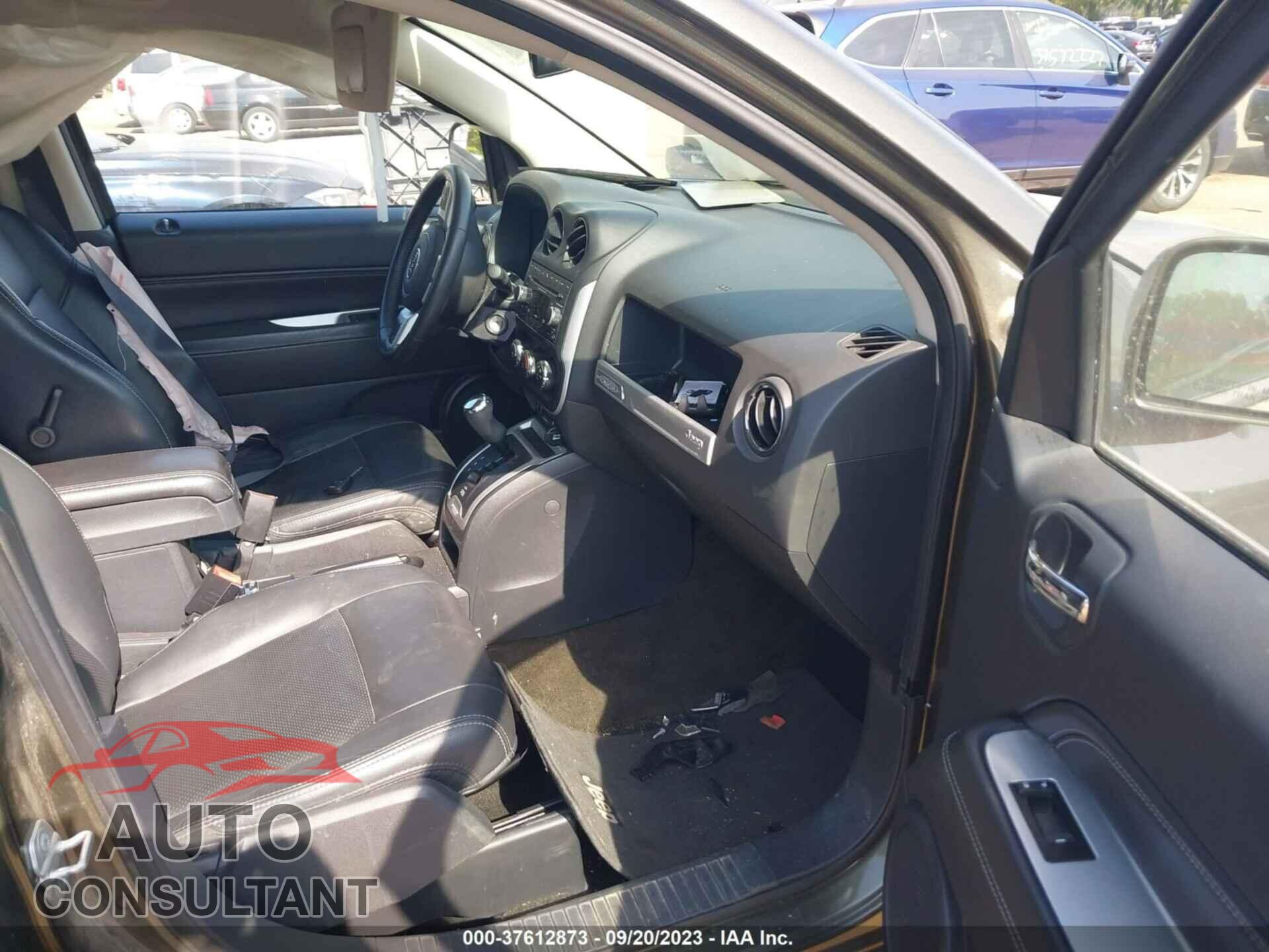 JEEP COMPASS 2015 - 1C4NJDAB0FD393395