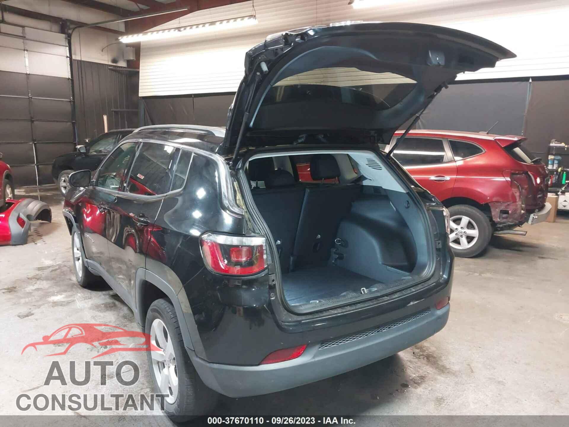 JEEP COMPASS 2020 - 3C4NJDBB8LT138708