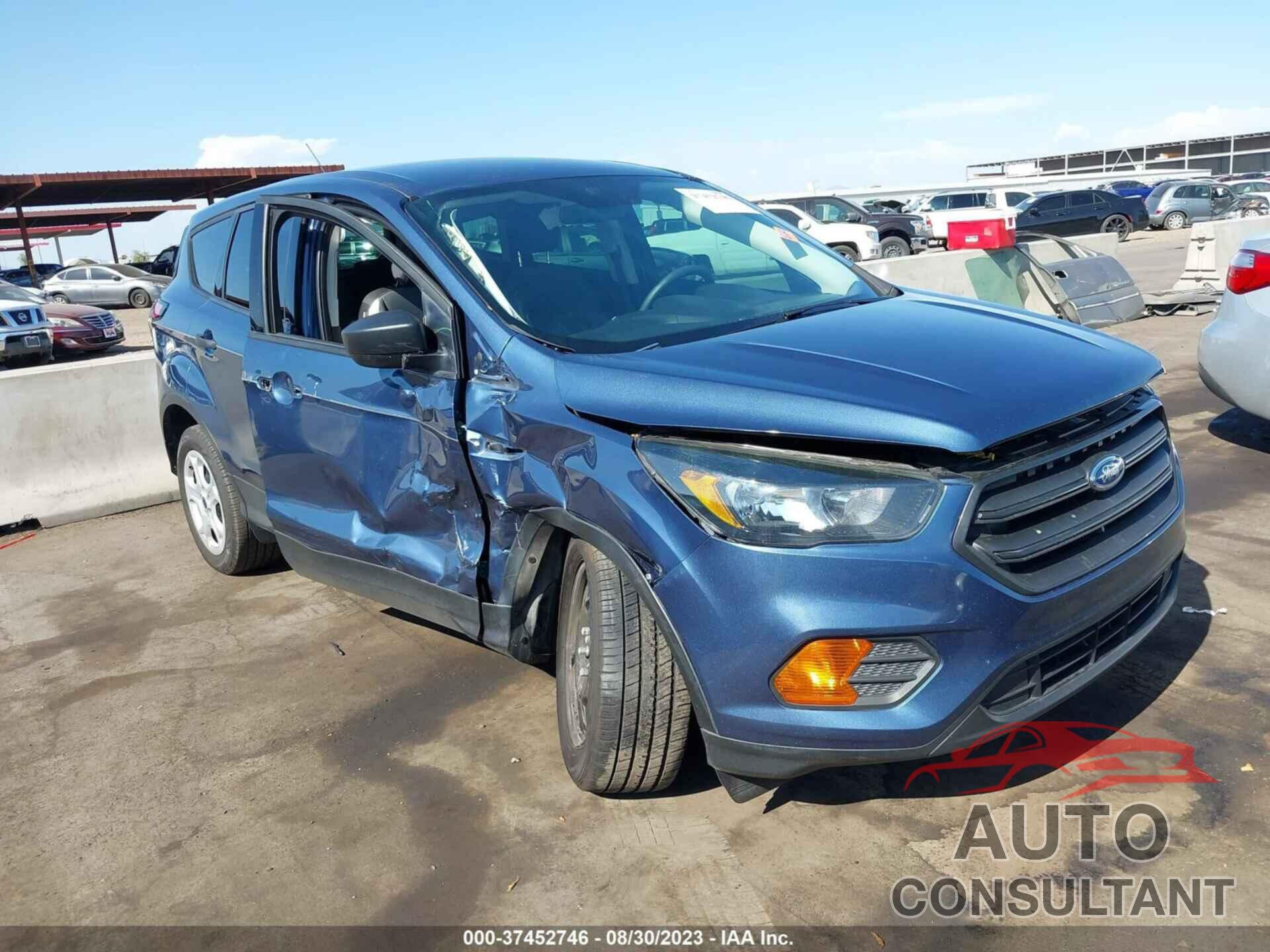 FORD ESCAPE 2018 - 1FMCU0F74JUA04628