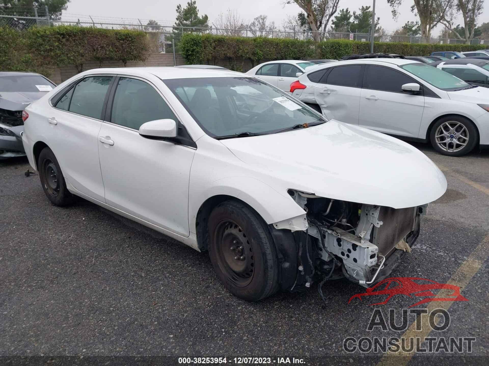 TOYOTA CAMRY 2015 - 4T1BF1FK0FU972829