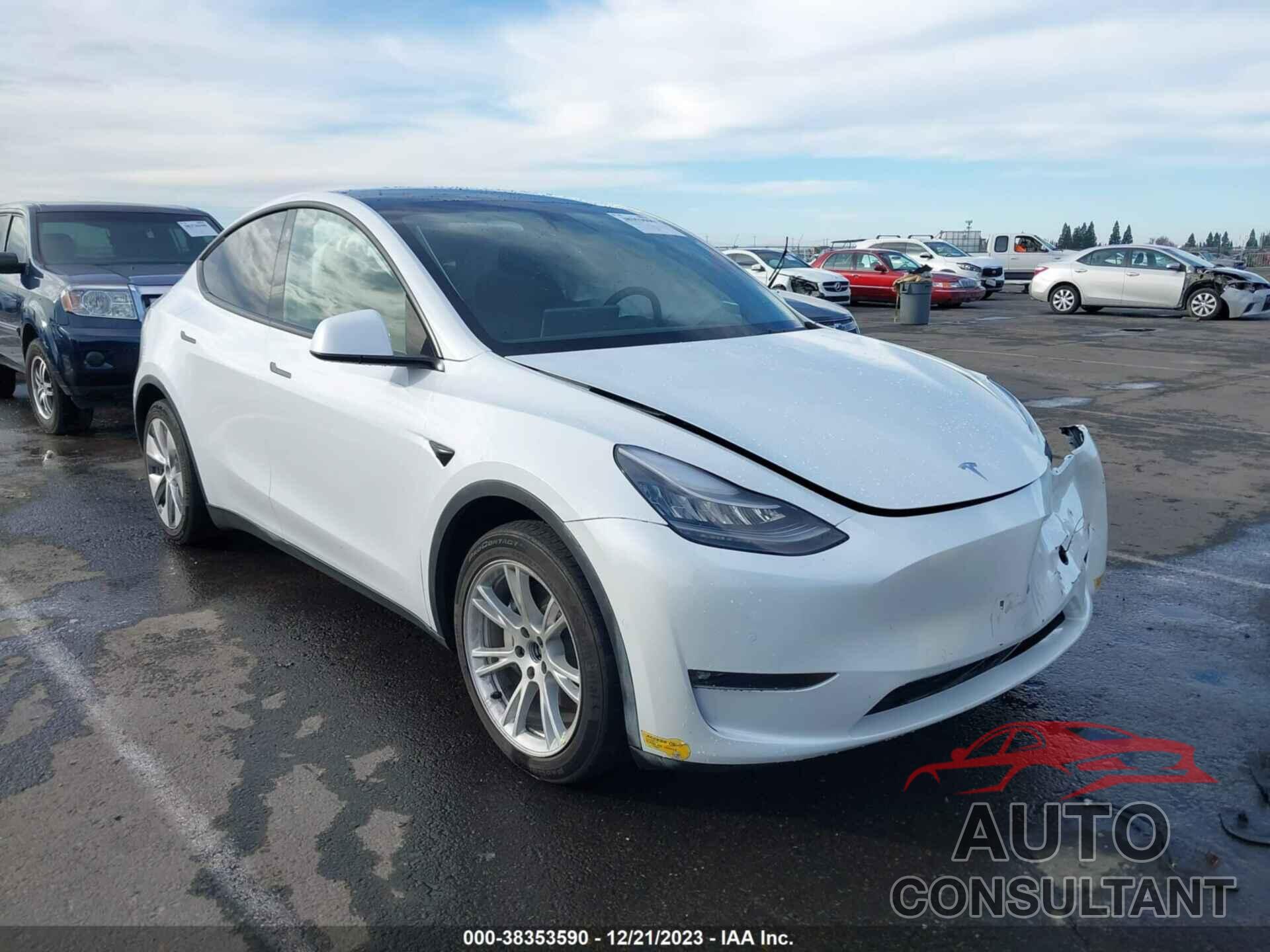 TESLA MODEL Y 2021 - 5YJYGAEE0MF148679