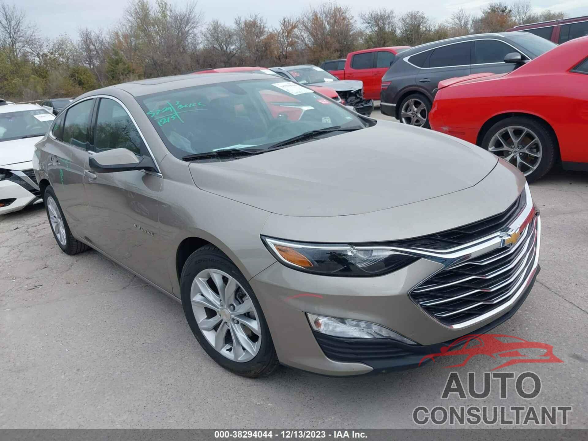 CHEVROLET MALIBU 2022 - 1G1ZD5ST9NF136270
