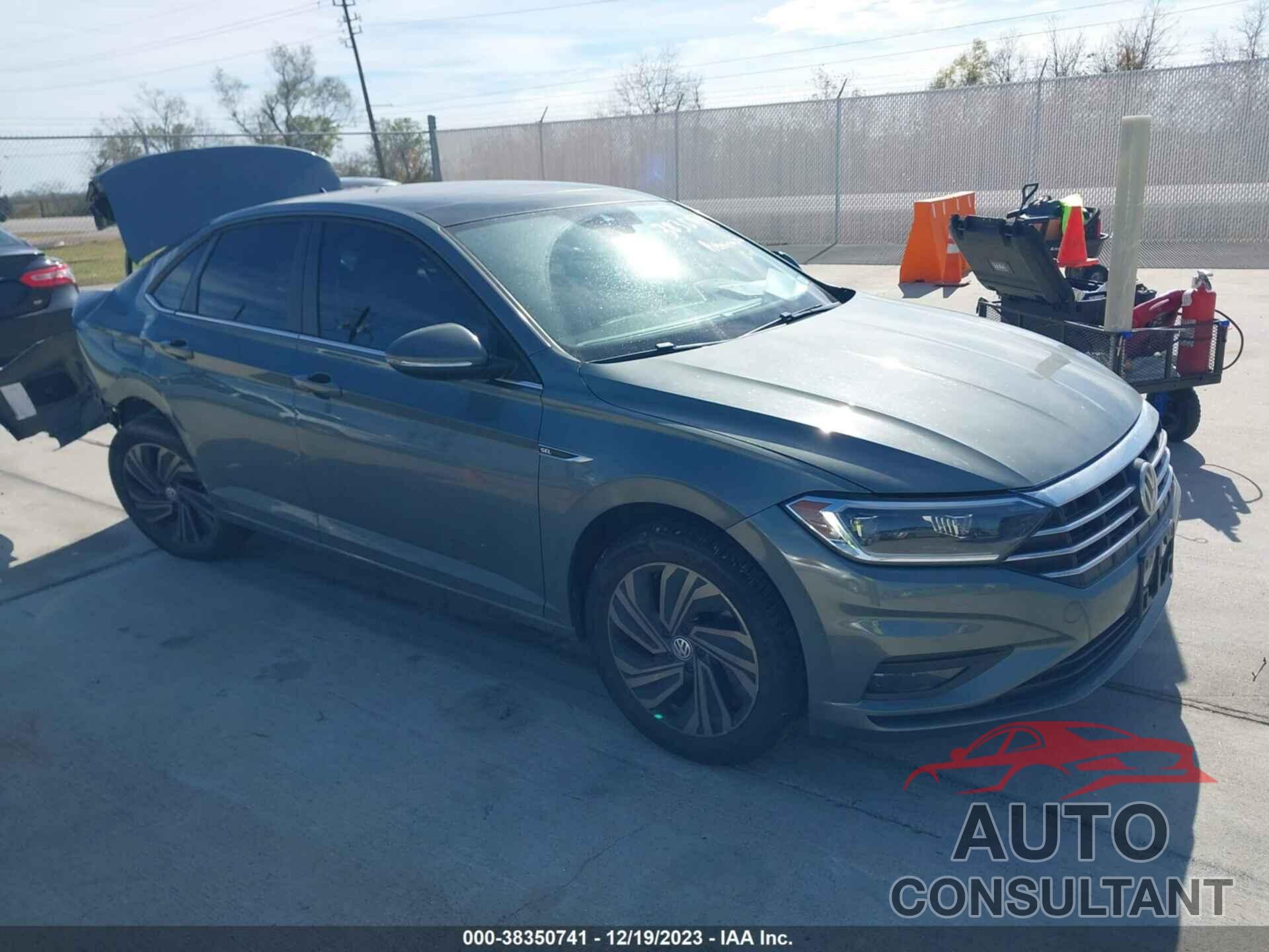 VOLKSWAGEN JETTA 2019 - 3VWG57BU1KM141861