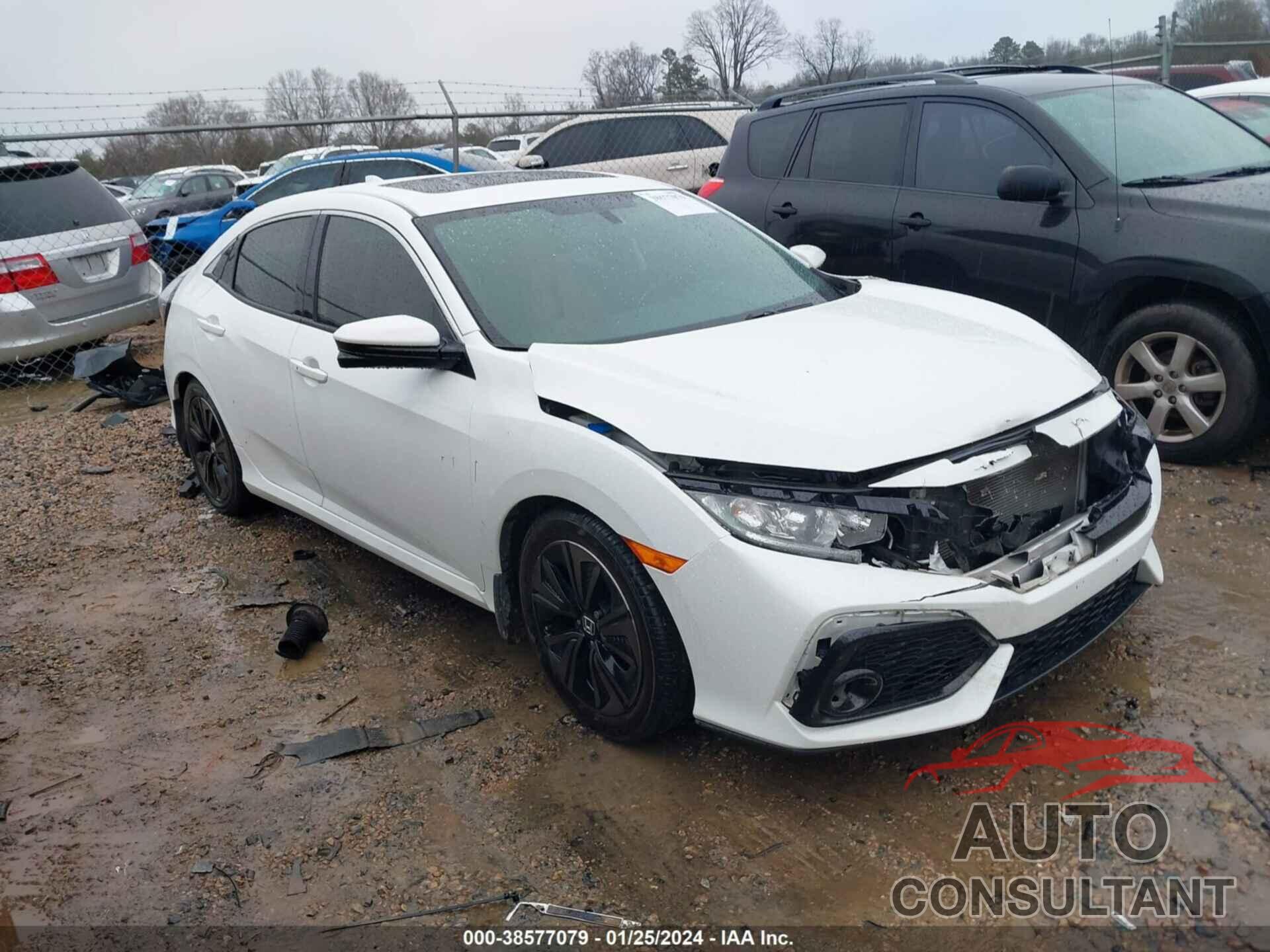 HONDA CIVIC 2018 - SHHFK7H71JU217931