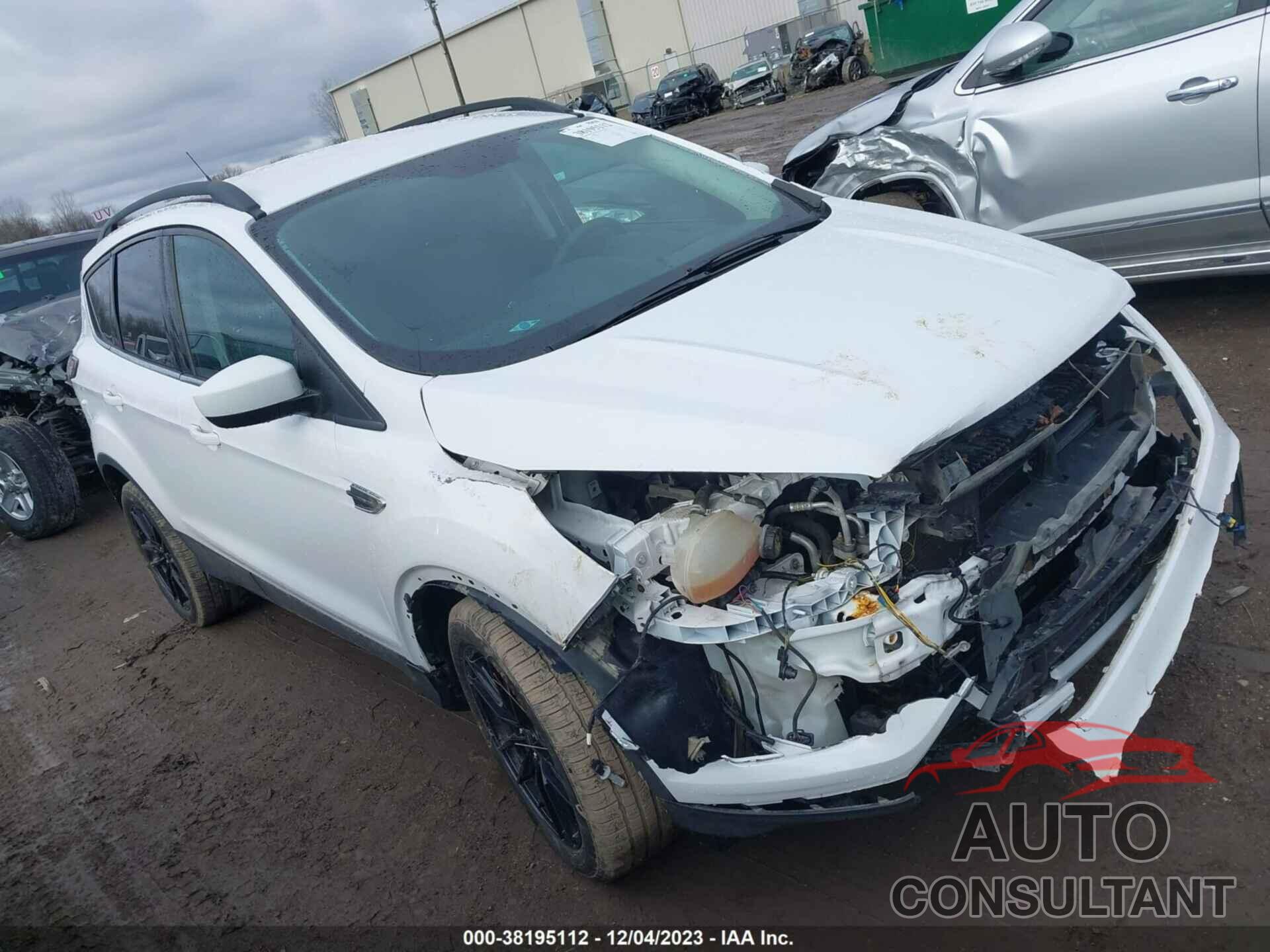 FORD ESCAPE 2017 - 1FMCU0GD0HUB41970