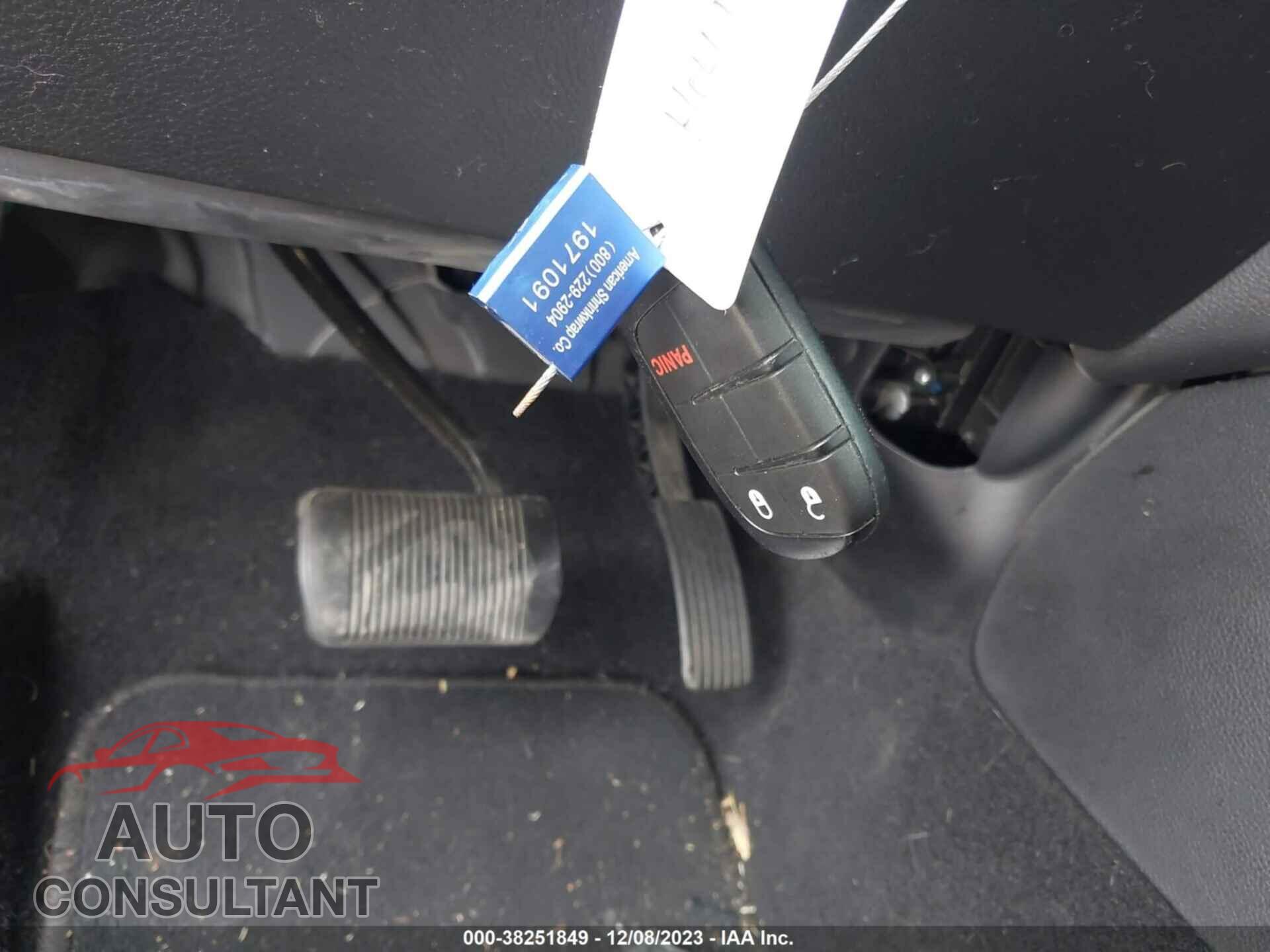 DODGE JOURNEY 2017 - 3C4PDCABXHT630093