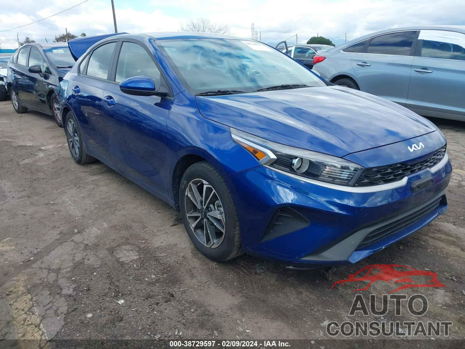 KIA FORTE 2023 - 3KPF24AD8PE506271