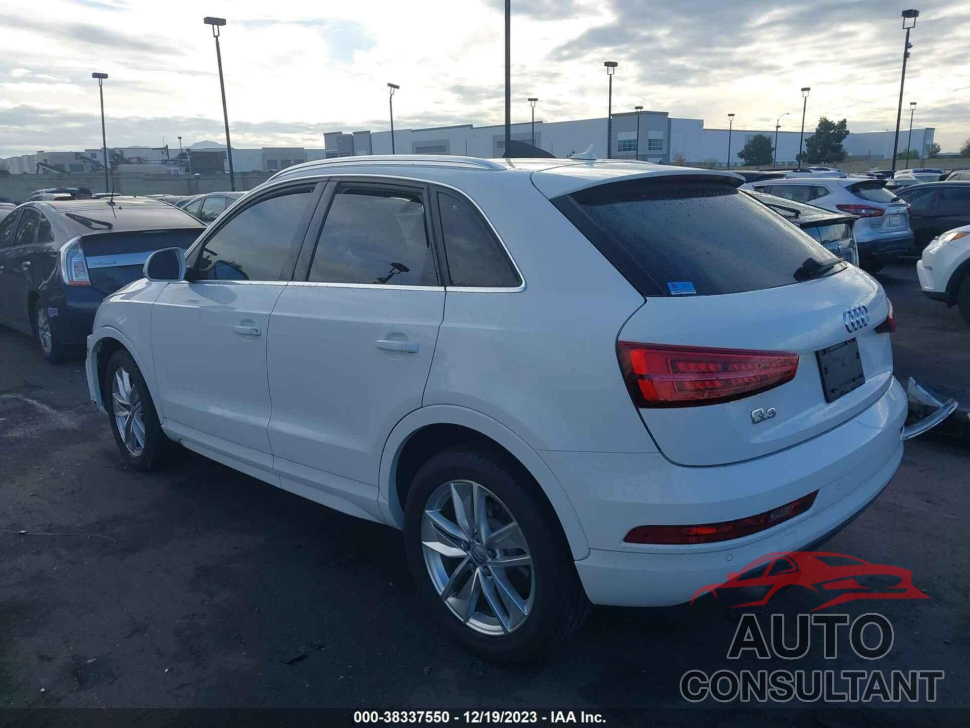 AUDI Q3 2016 - WA1BFCFS3GR012225