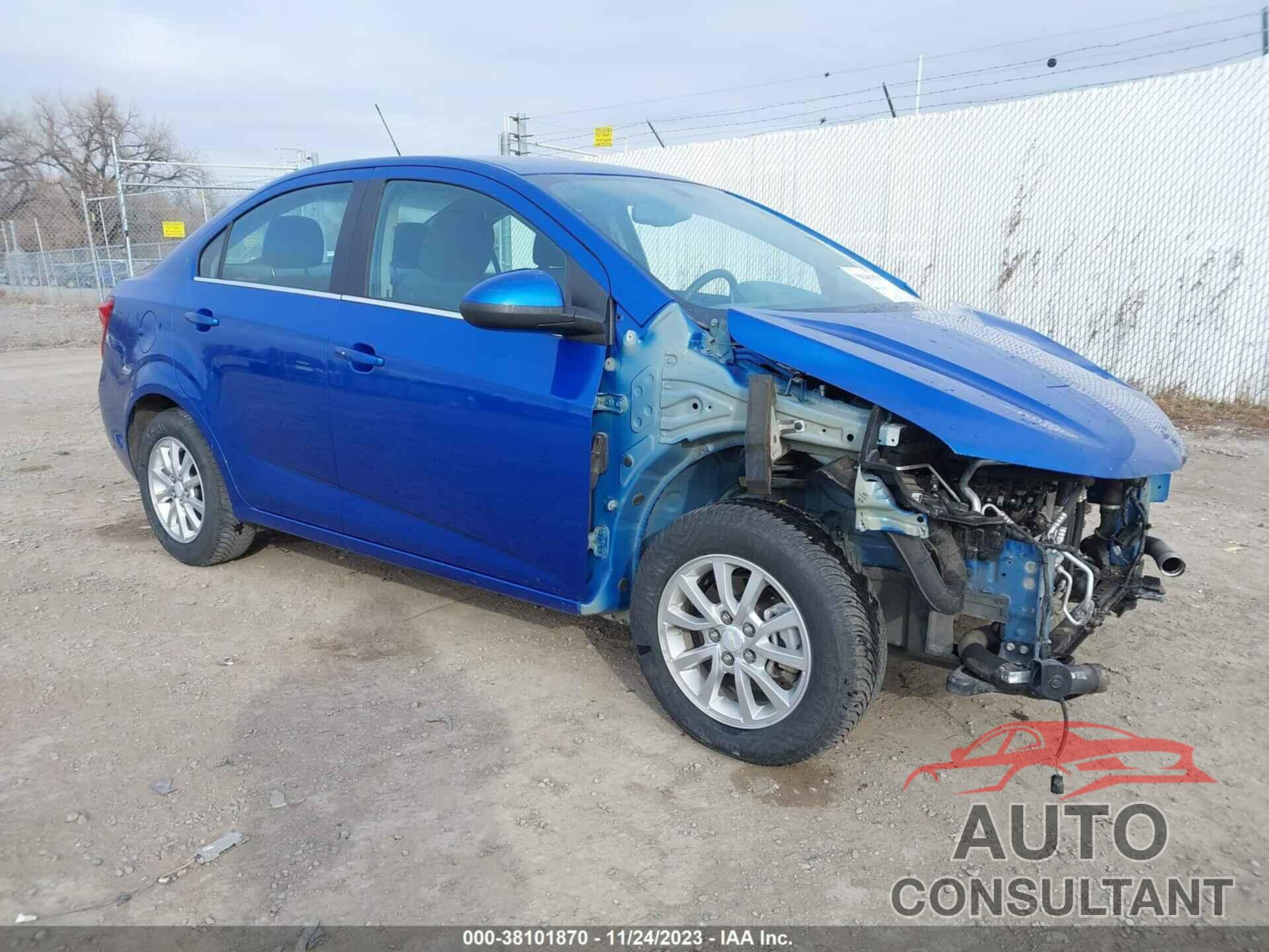 CHEVROLET SONIC 2019 - 1G1JD5SB3K4143811