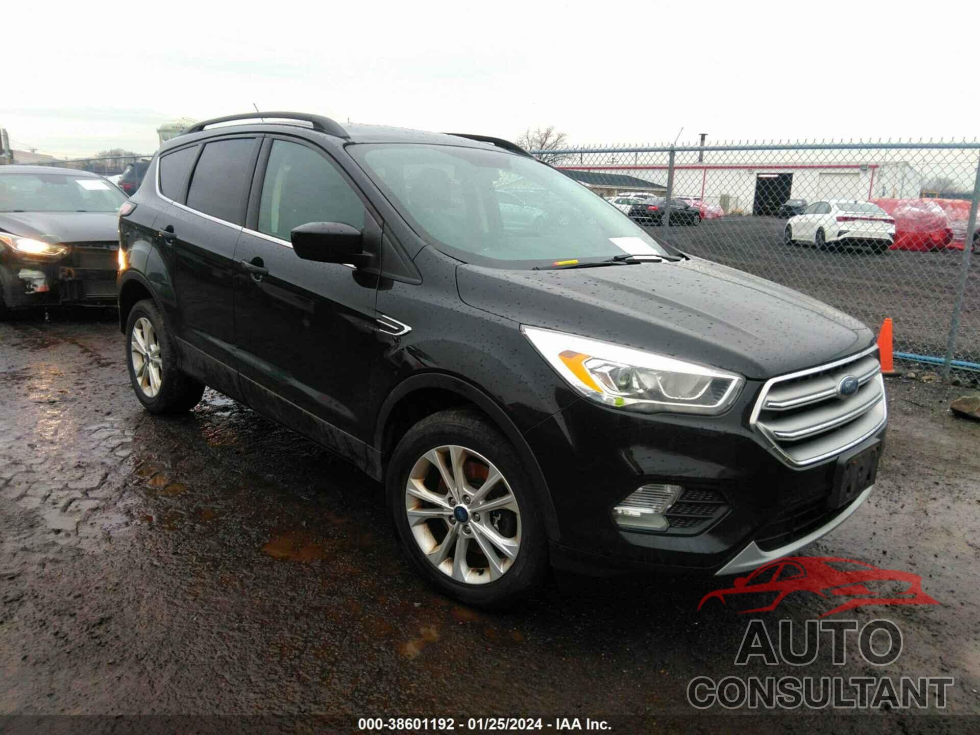 FORD ESCAPE 2017 - 1FMCU9GD6HUD99673