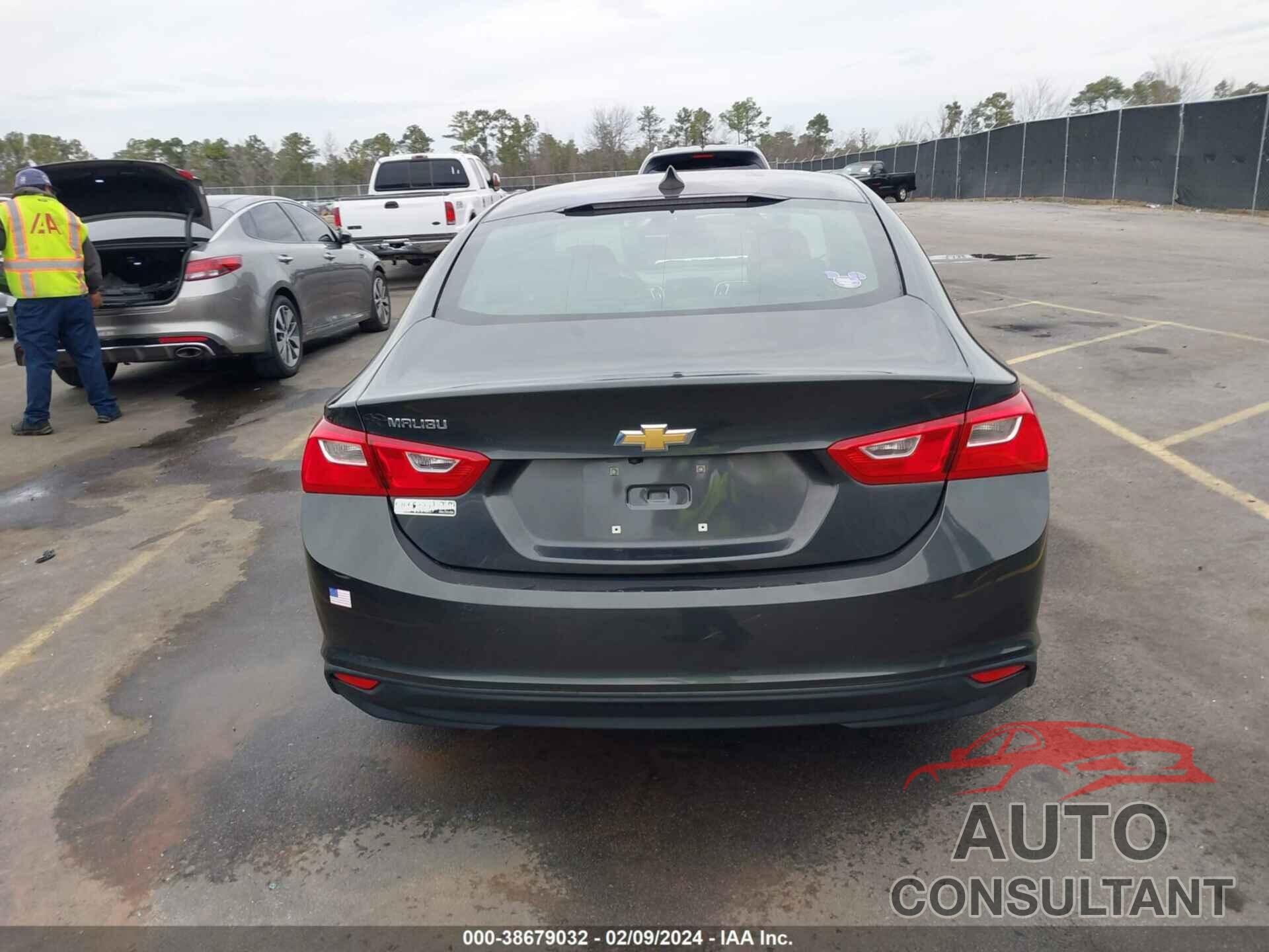 CHEVROLET MALIBU 2018 - 1G1ZB5ST7JF175682