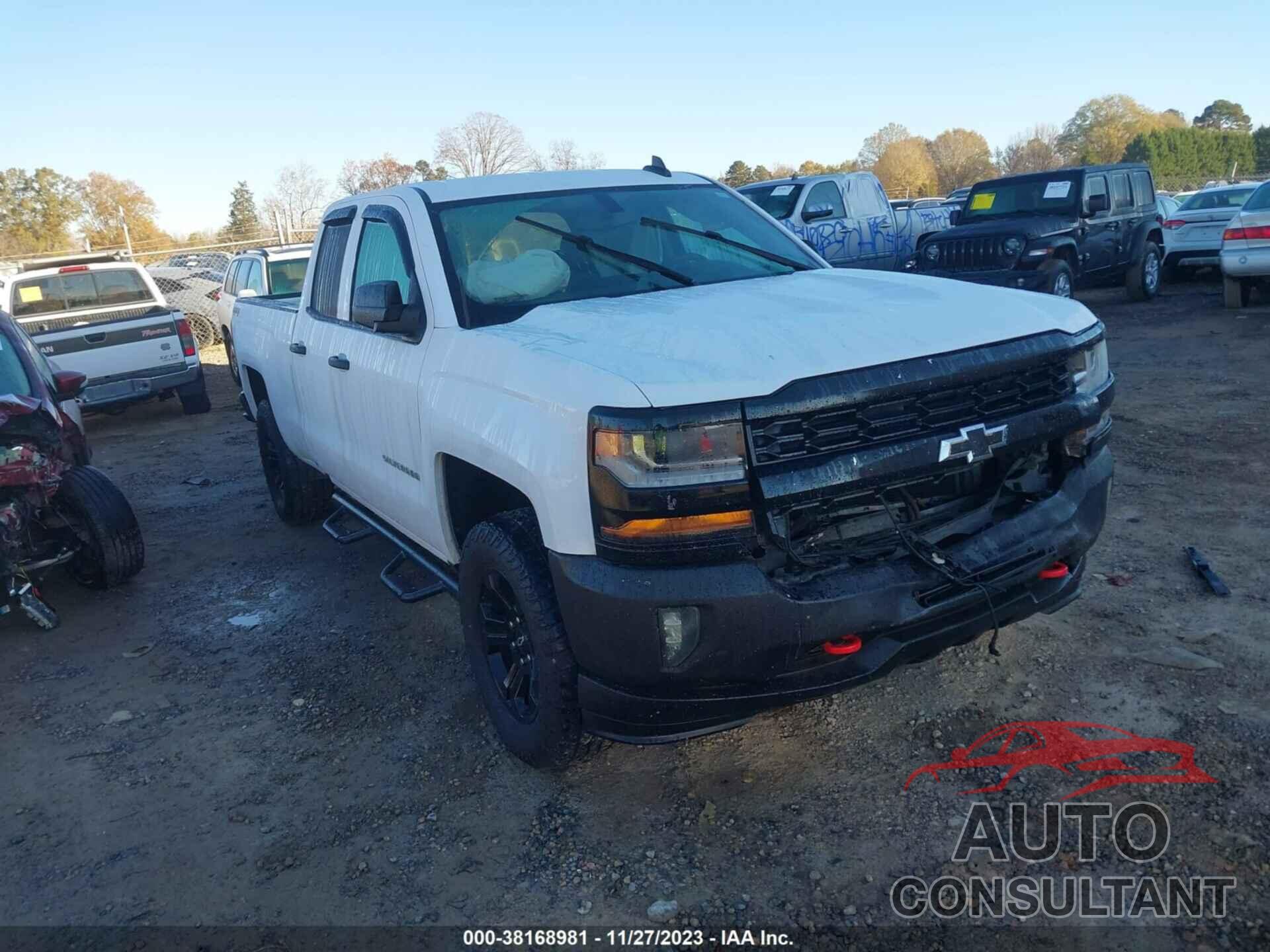 CHEVROLET SILVERADO 2017 - 1GCVKNEH7HZ251312