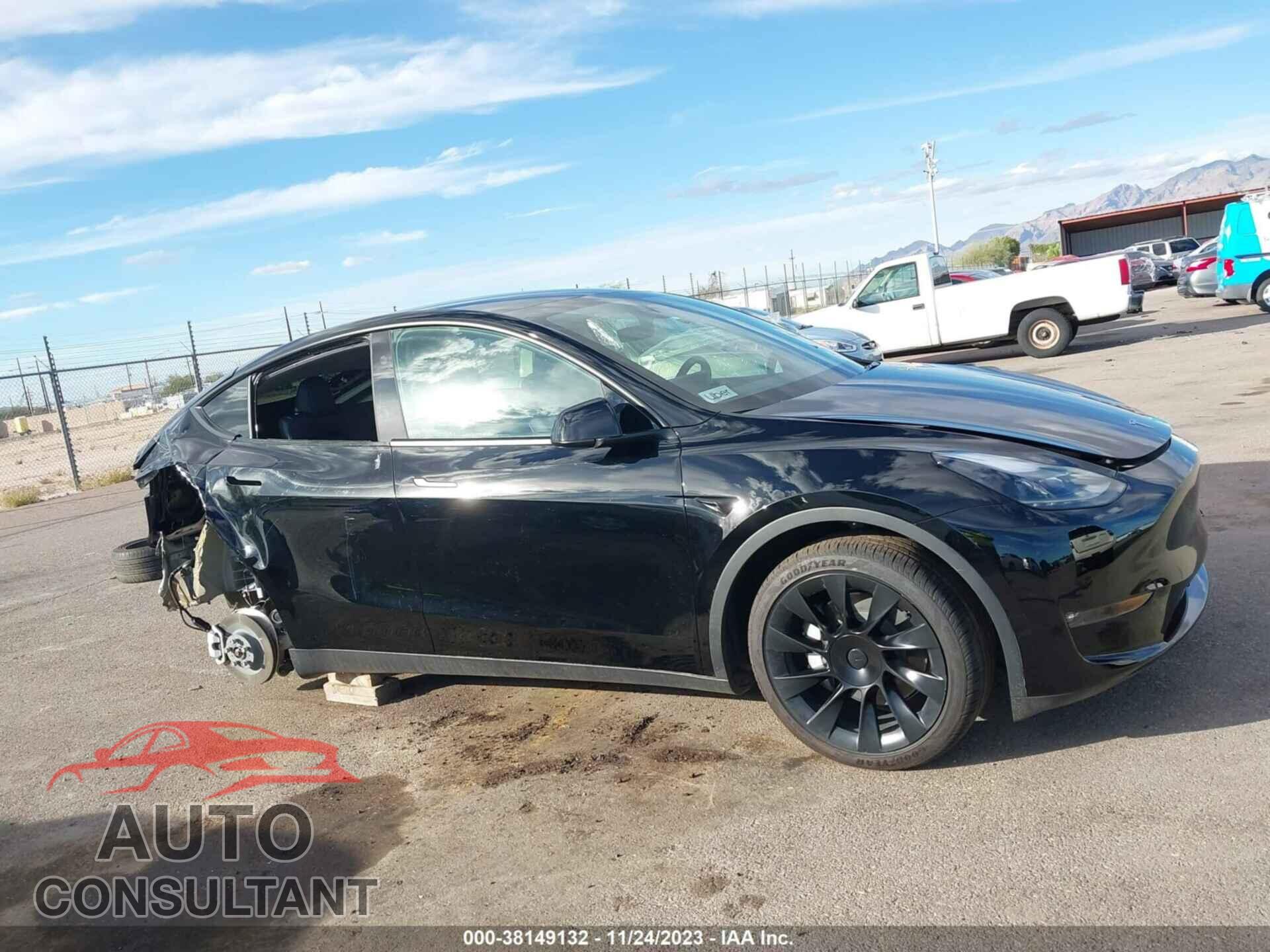 TESLA MODEL Y 2023 - 7SAYGAEE3PF812867