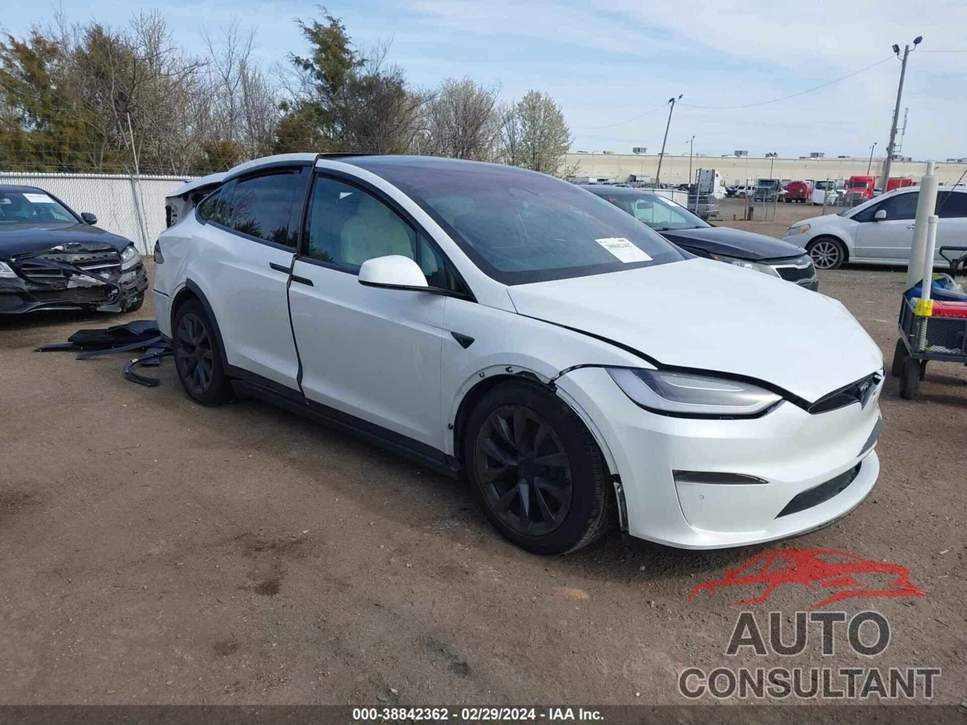 TESLA MODEL X 2022 - 7SAXCBE57NF364353