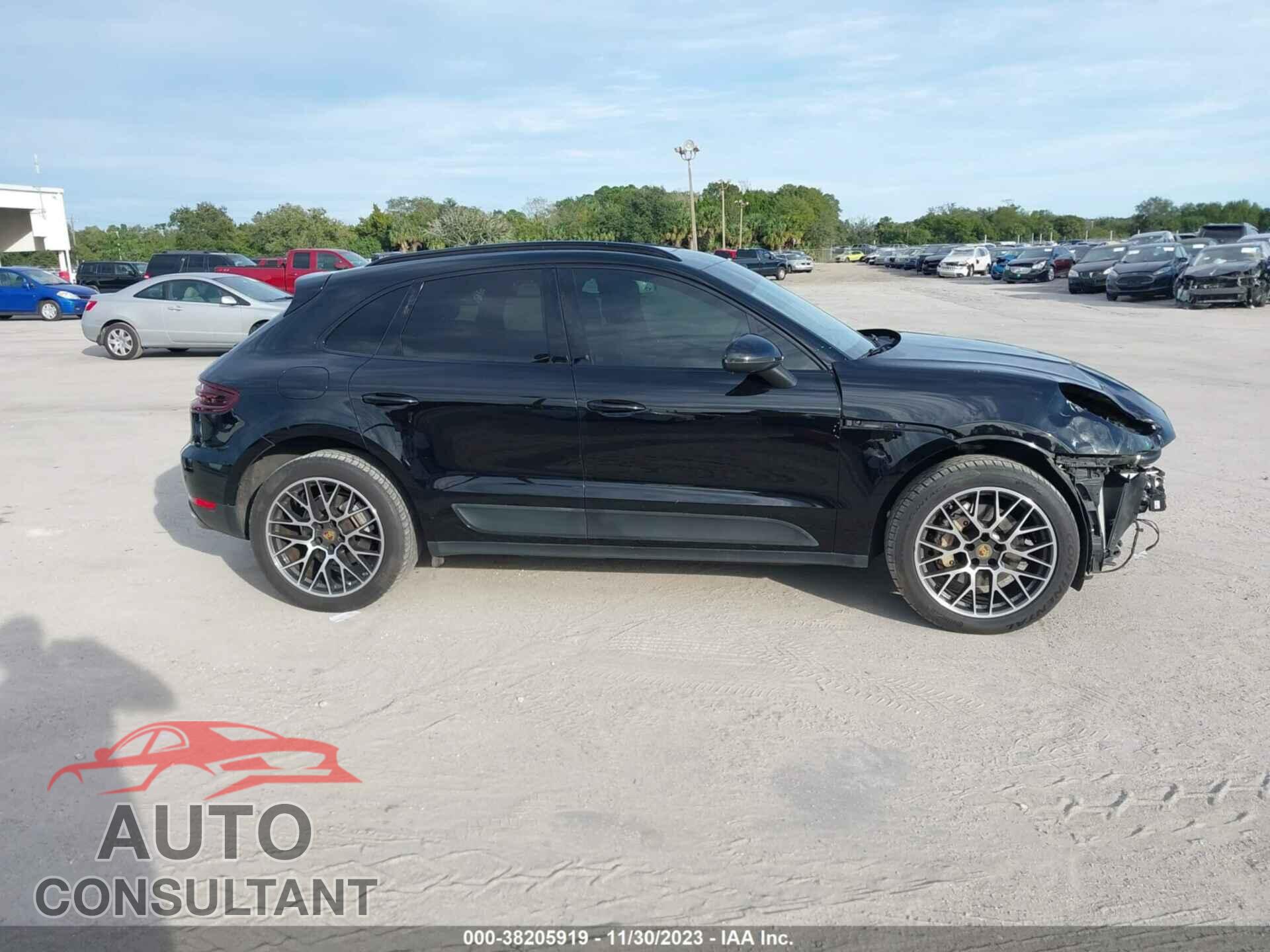 PORSCHE MACAN 2017 - WP1AB2A59HLB18786