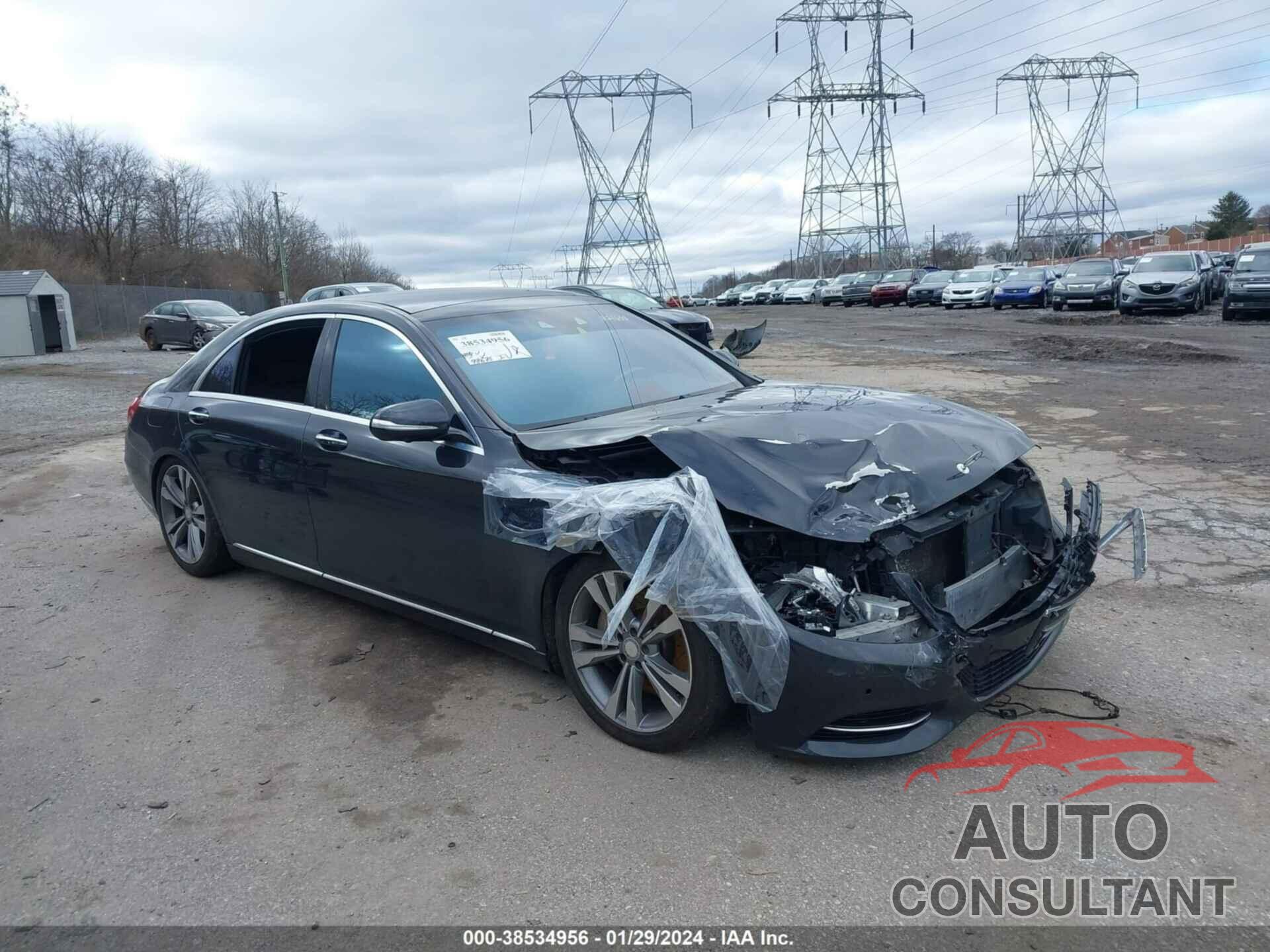 MERCEDES-BENZ S 550 2016 - WDDUG8FB9GA221658