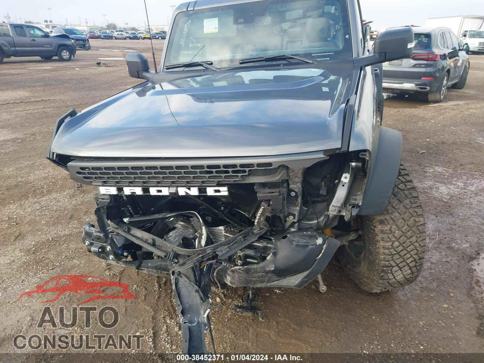 FORD BRONCO 2023 - 1FMEE5DPXPLB82953