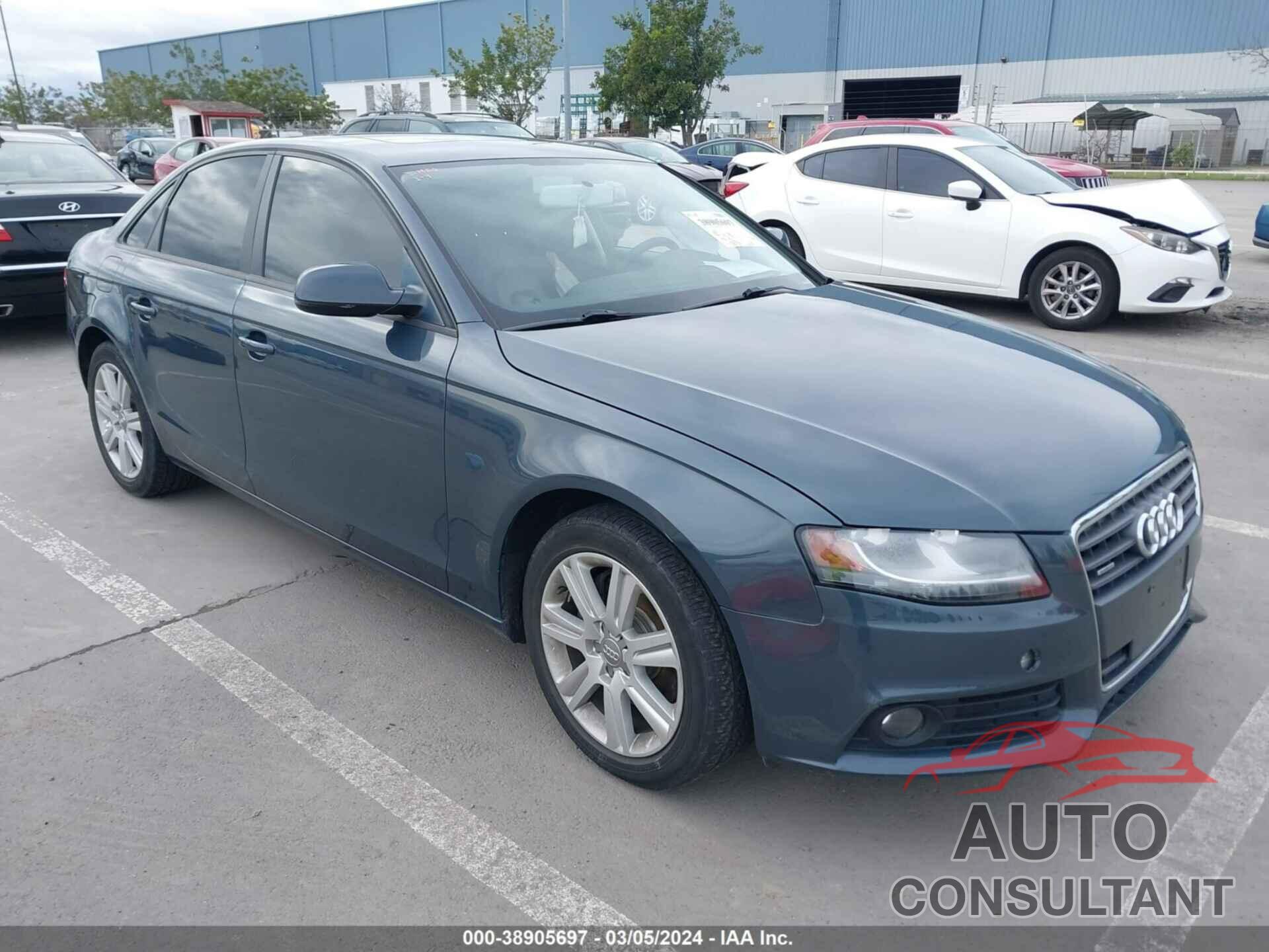 AUDI A4 2011 - WAUBFAFL7BN056776