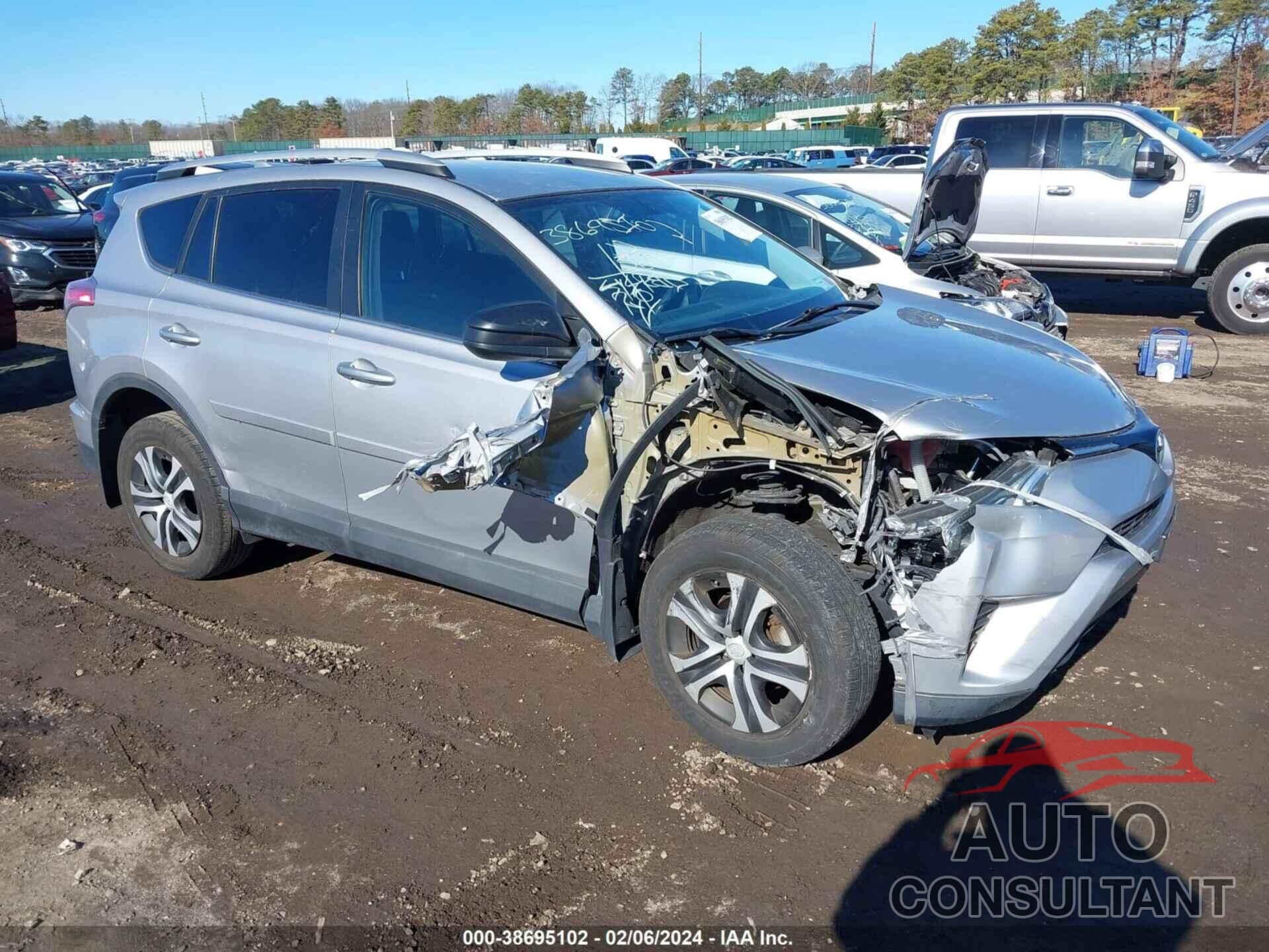 TOYOTA RAV4 2016 - 2T3BFREV9GW493201
