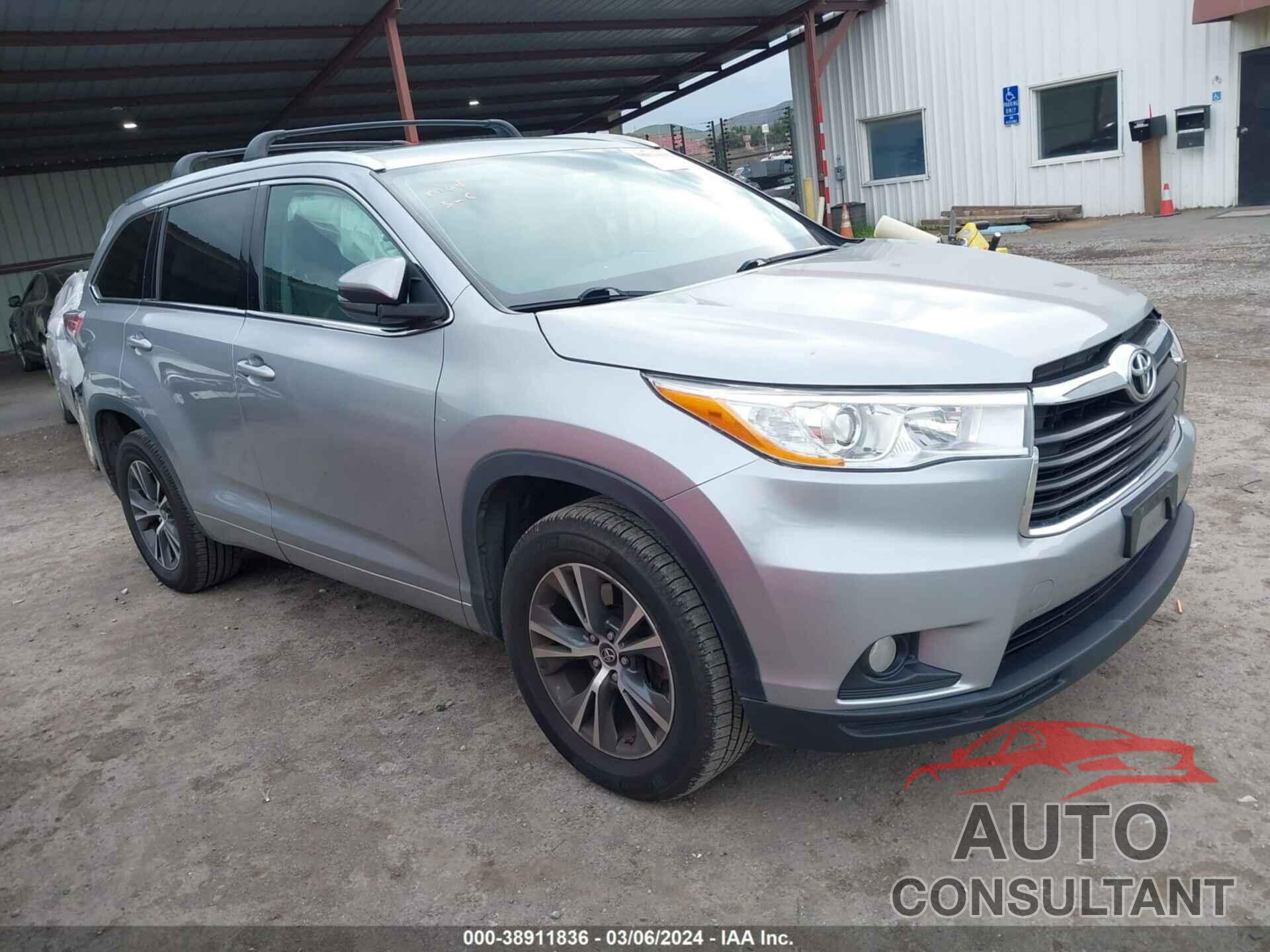 TOYOTA HIGHLANDER 2016 - 5TDKKRFH4GS140564