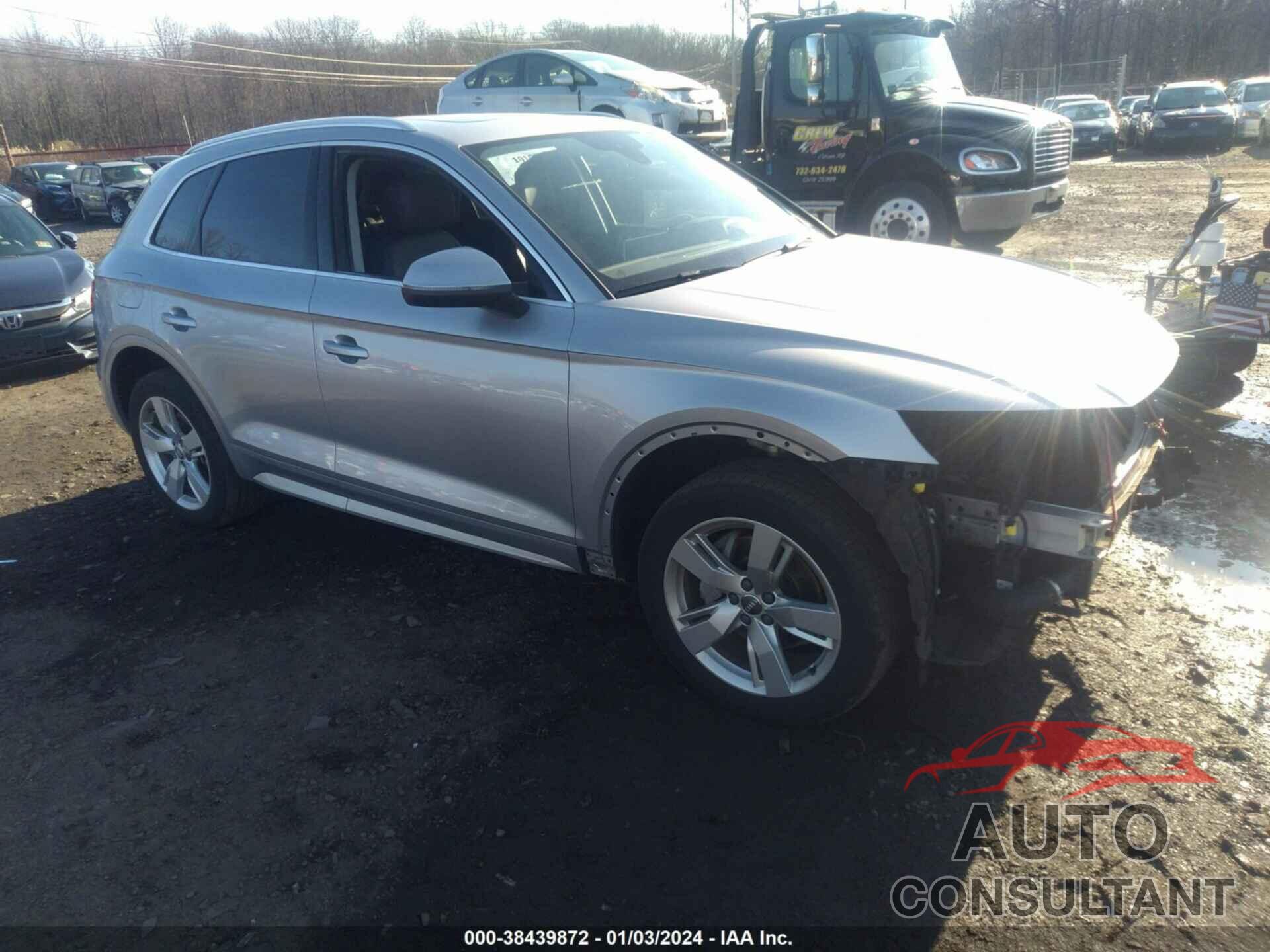 AUDI Q5 2018 - WA1BNAFY8J2039013