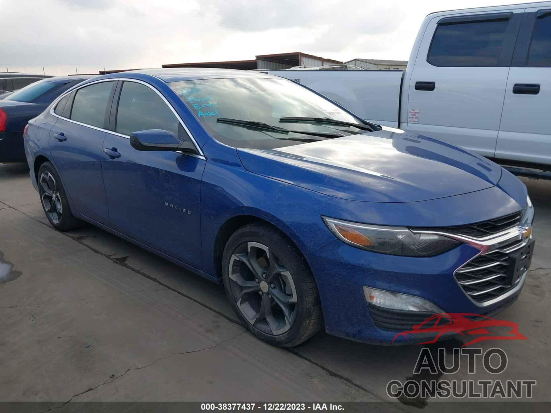 CHEVROLET MALIBU 2023 - 1G1ZD5ST4PF240913