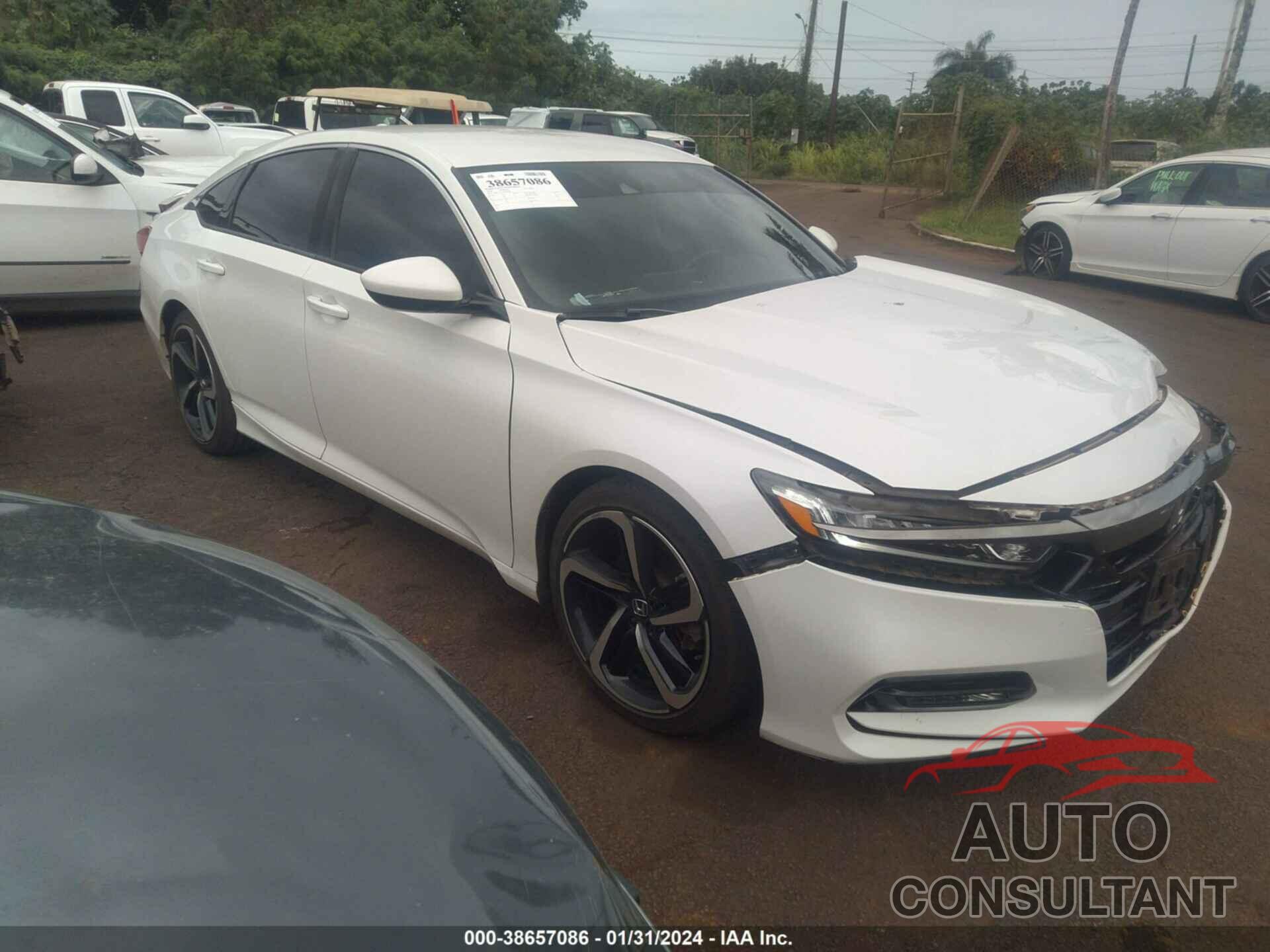 HONDA ACCORD 2018 - 1HGCV1F33JA080591