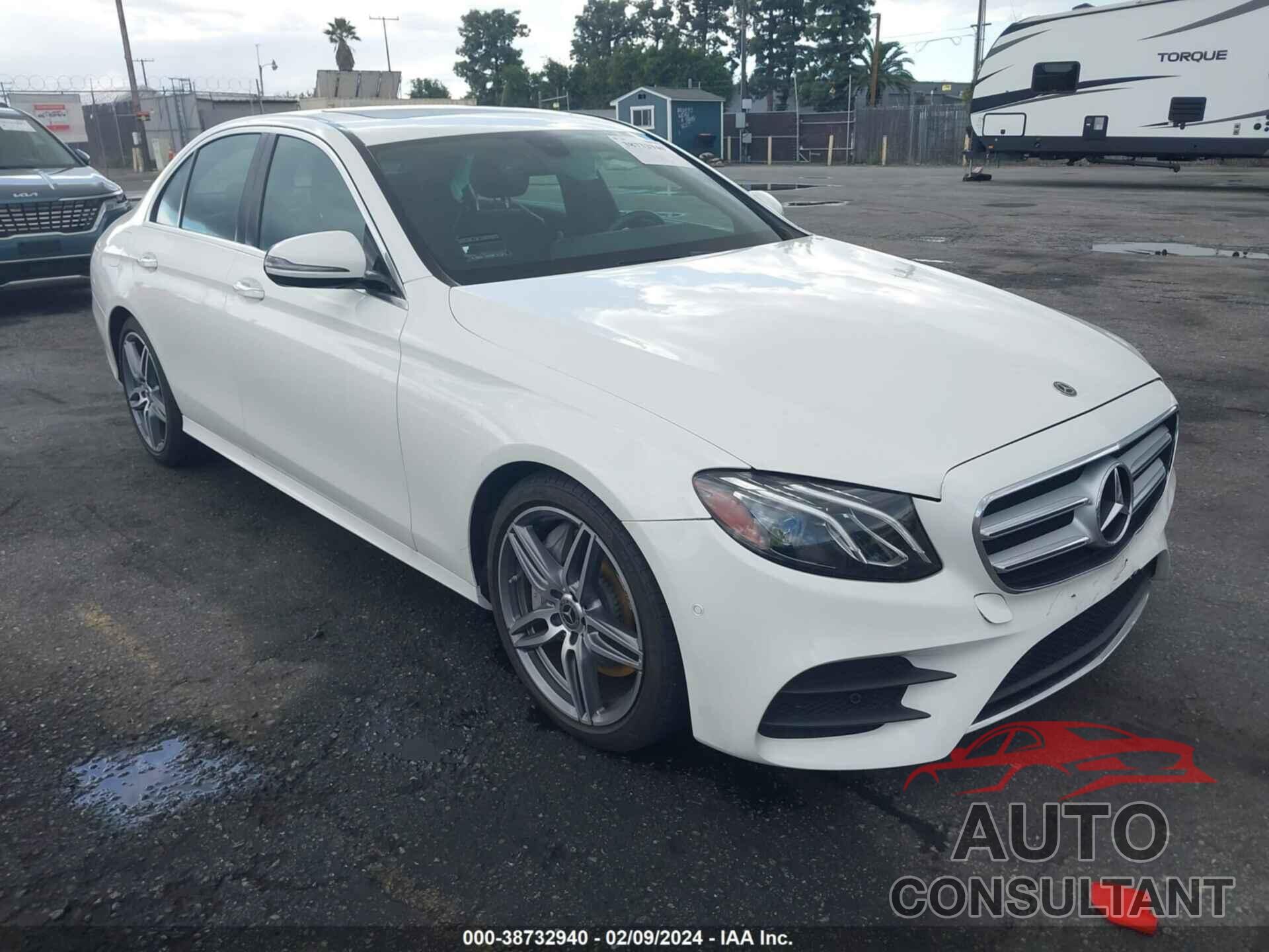 MERCEDES-BENZ E 300 2018 - WDDZF4JB6JA445650