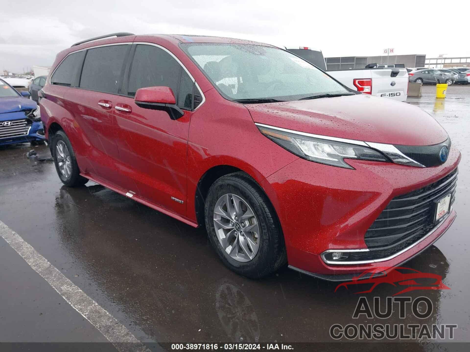 TOYOTA SIENNA 2021 - 5TDYRKEC1MS022650