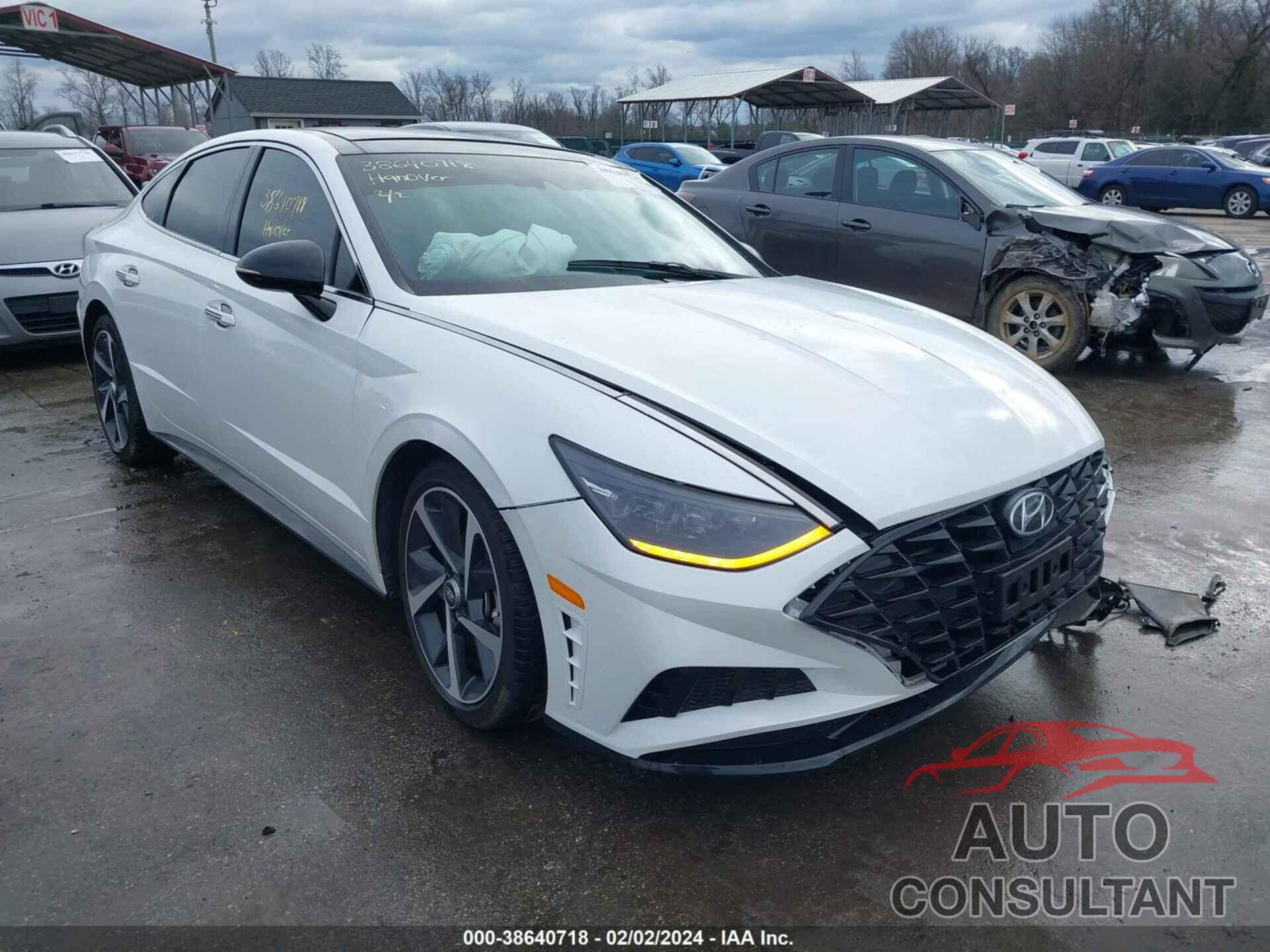 HYUNDAI SONATA 2023 - KMHL44J24PA313156
