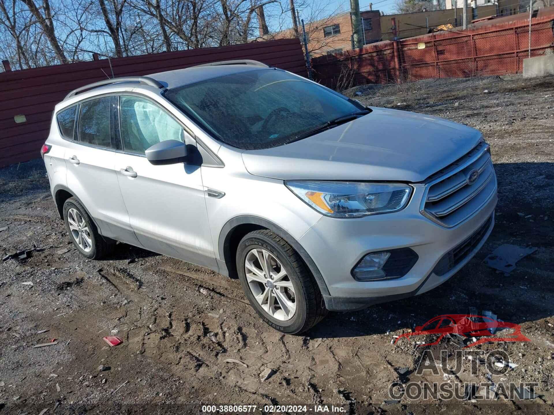 FORD ESCAPE 2018 - 1FMCU9GD6JUC74842